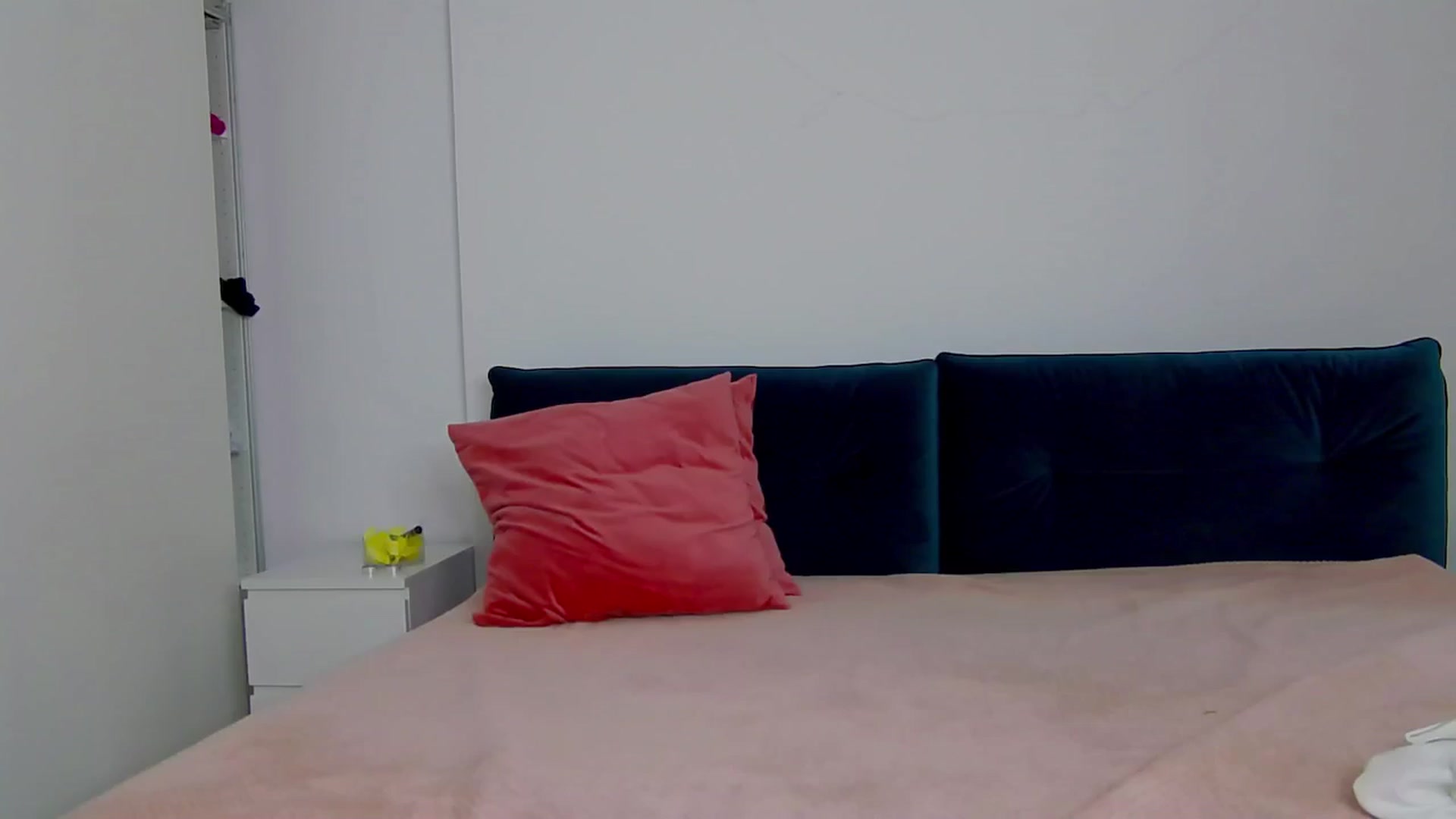 Gallery image thumbnail from NaiaaBee's myfreecams stream on, 01/21/2025, 13:43 image 20 of 20