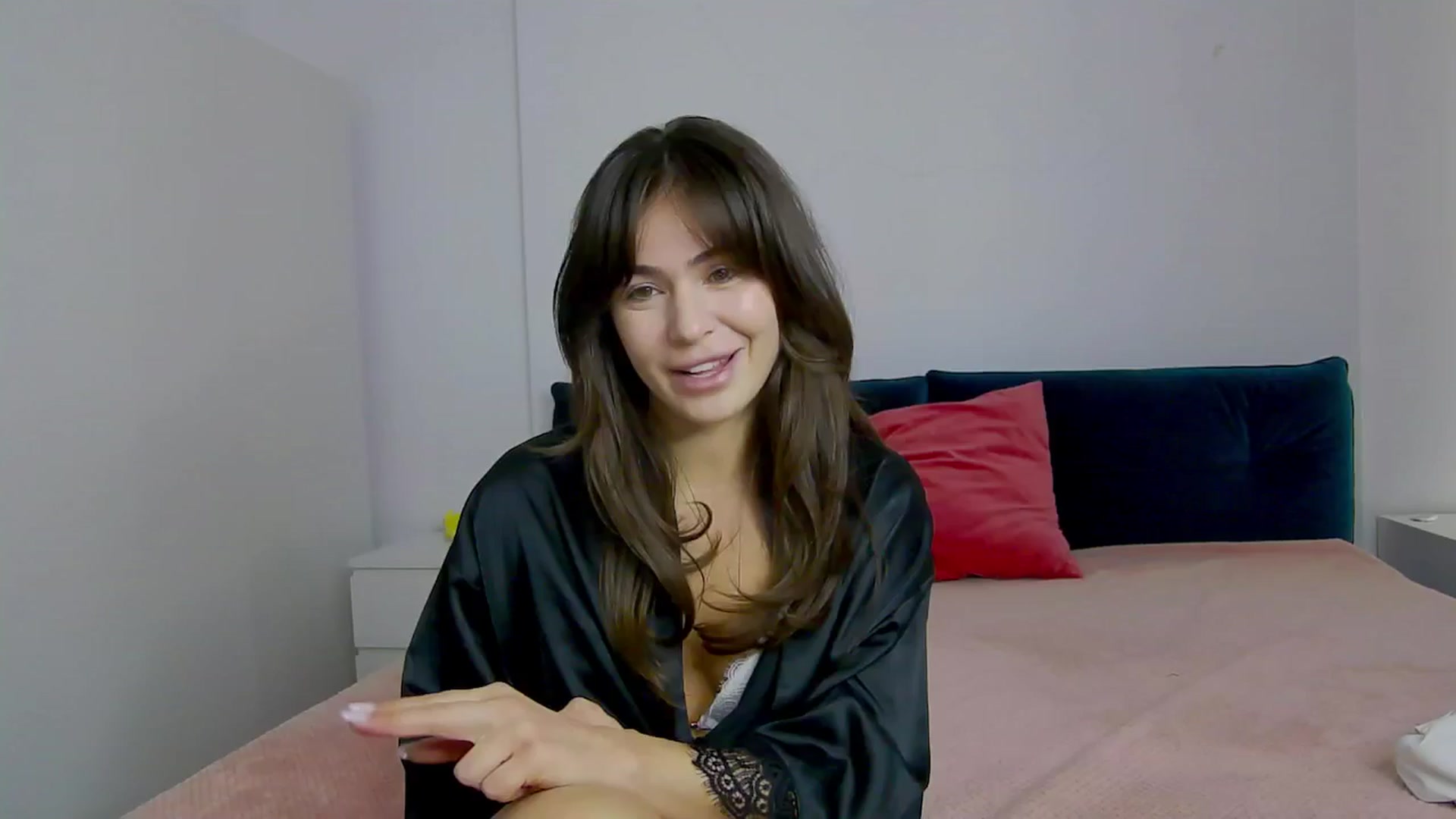 Gallery image thumbnail from NaiaaBee's myfreecams stream on, 01/24/2025, 13:05 image 5 of 20