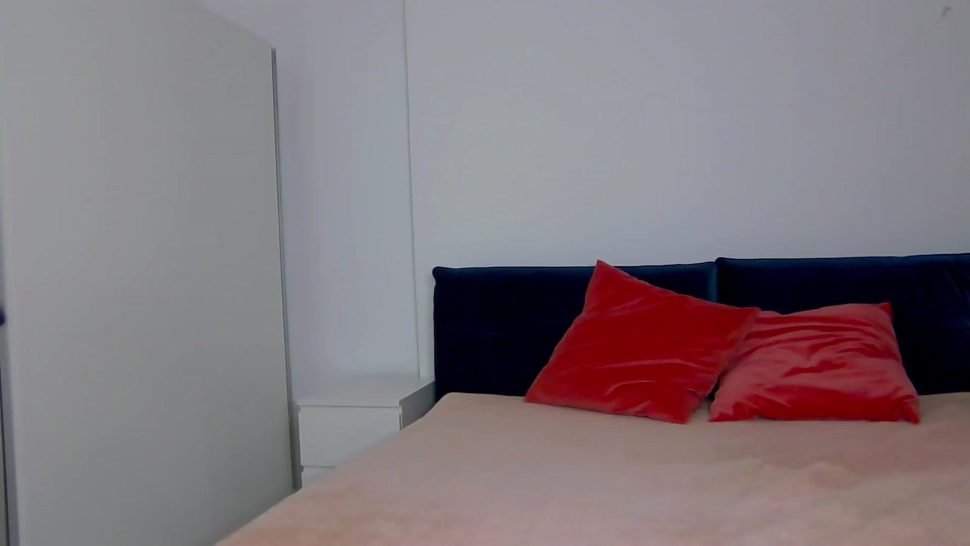 Gallery image thumbnail from NaiaaBee's myfreecams stream on, 02/03/2025, 17:17 image 19 of 20
