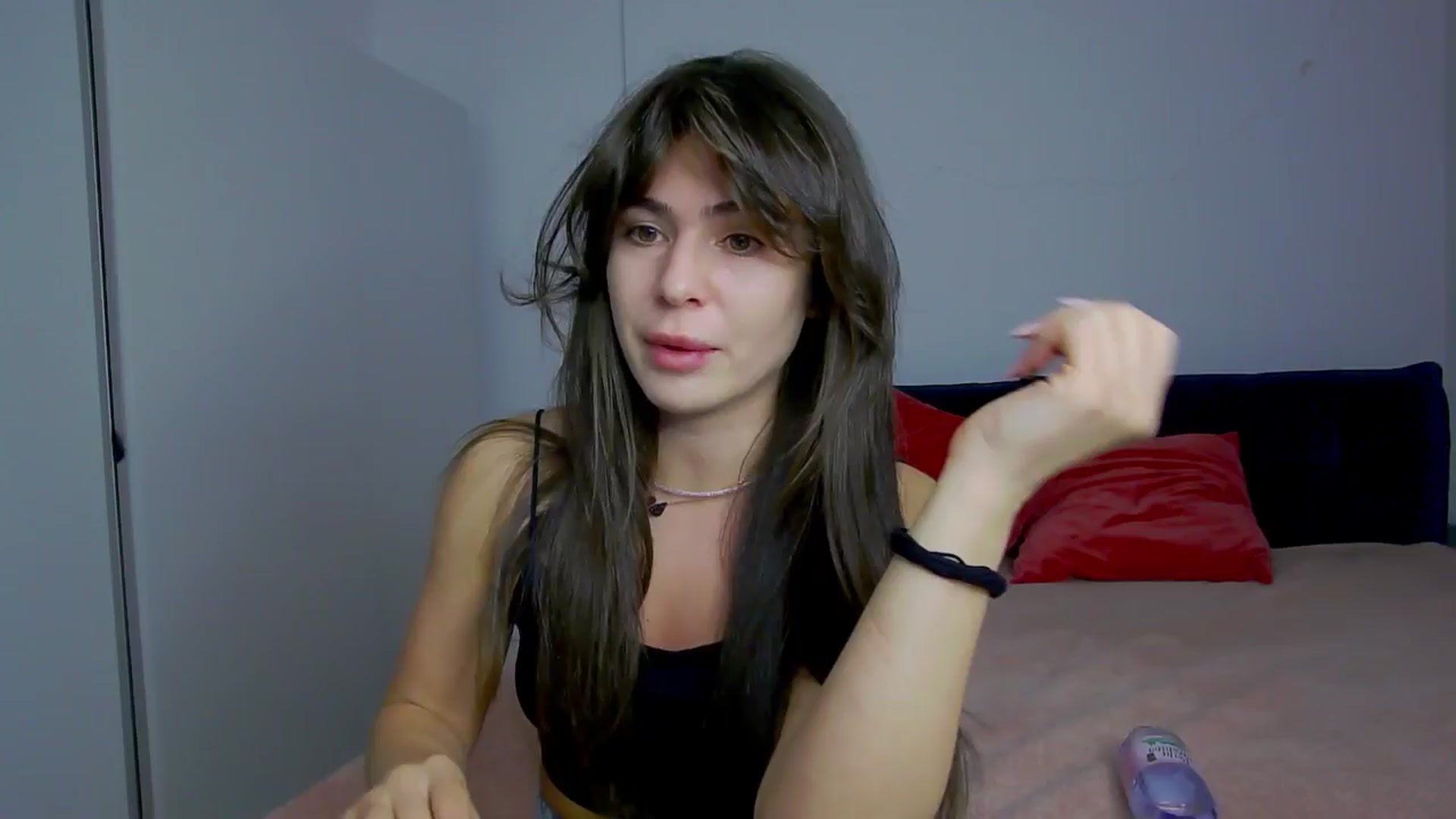 Gallery image thumbnail from NaiaaBee's myfreecams stream on, 02/03/2025, 17:17 image 10 of 20