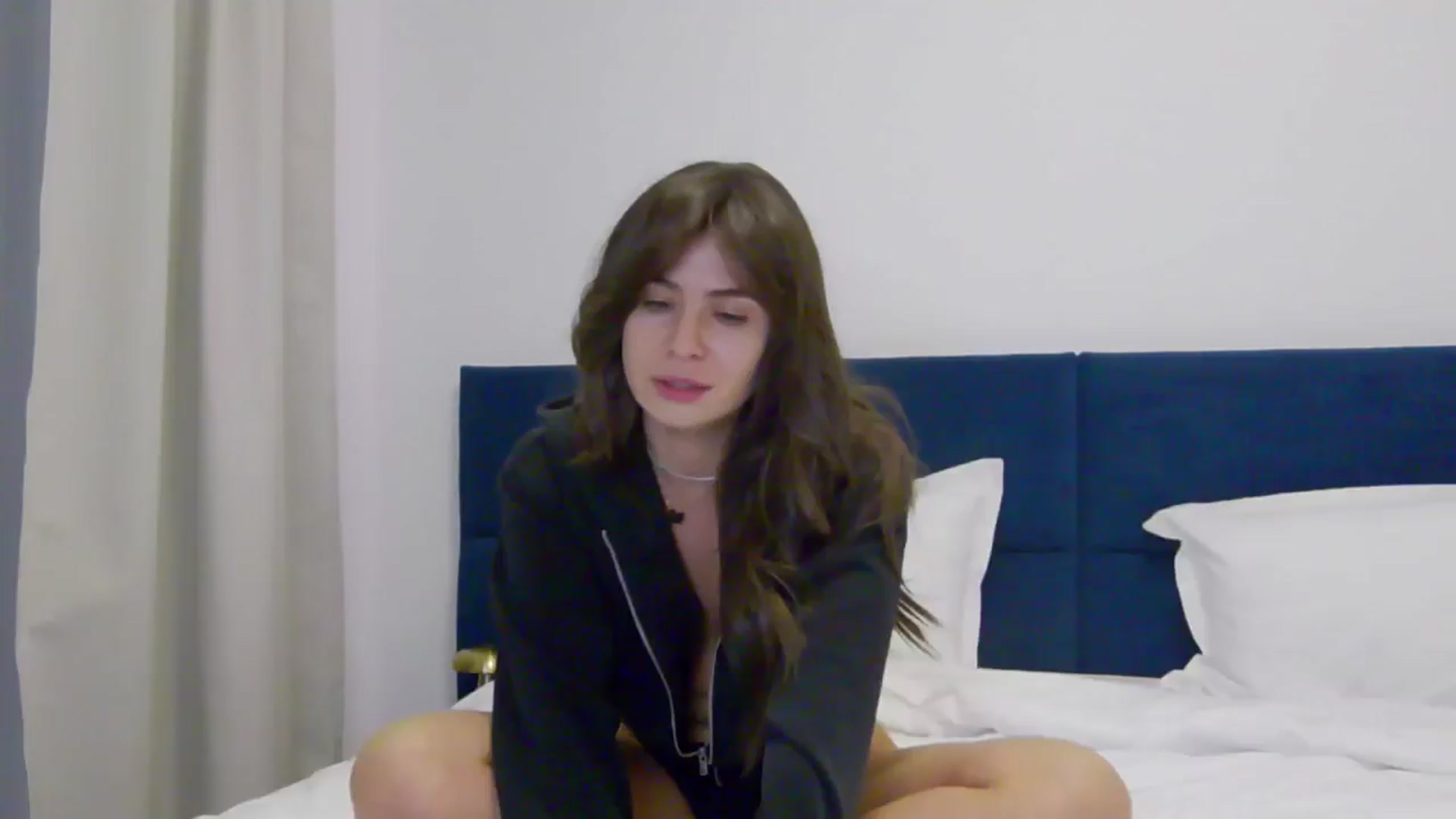 Gallery image thumbnail from NaiaaBee's myfreecams stream on, 02/06/2025, 18:52 image 4 of 20