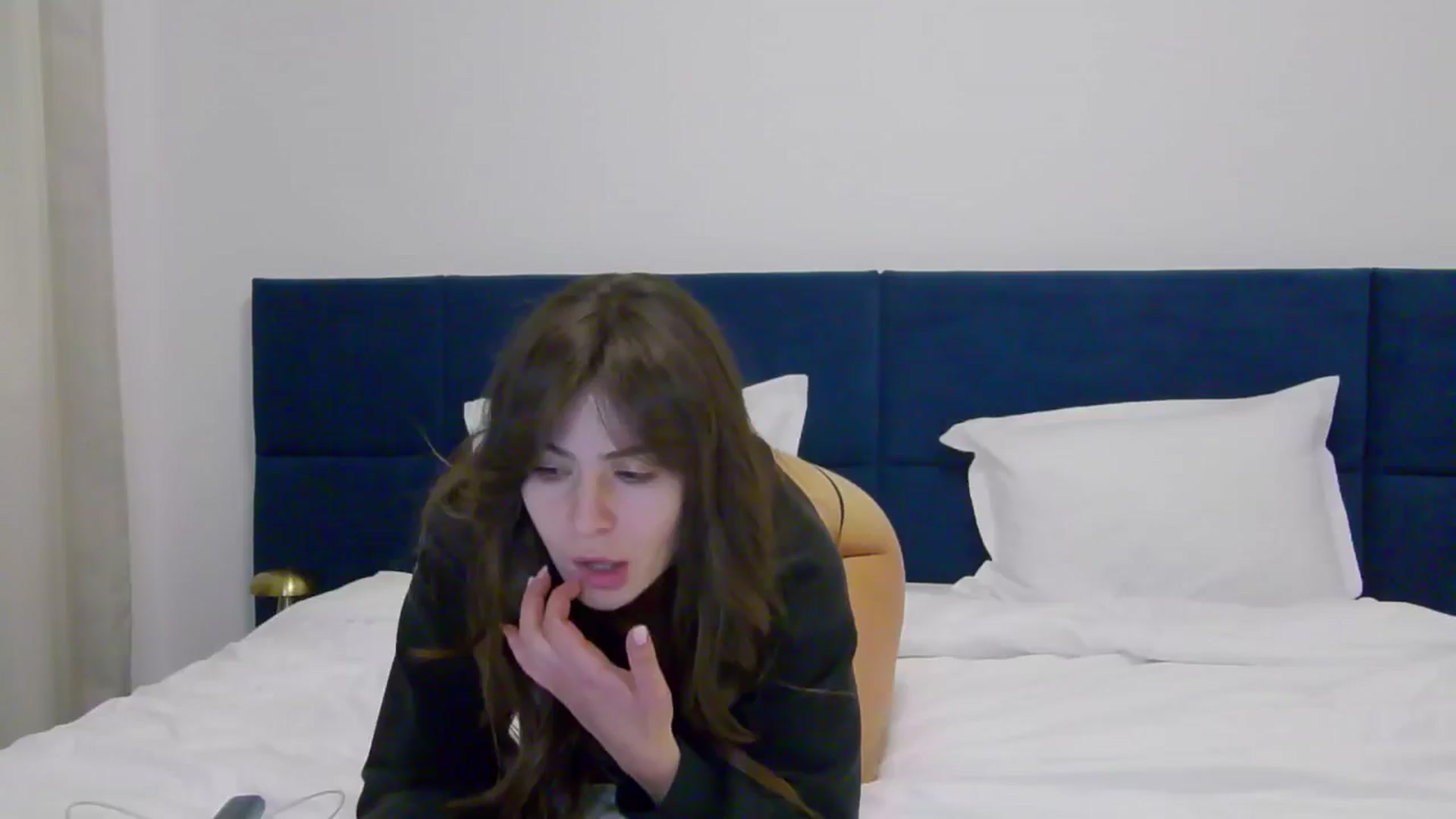 Gallery image thumbnail from NaiaaBee's myfreecams stream on, 02/06/2025, 18:52 image 10 of 20