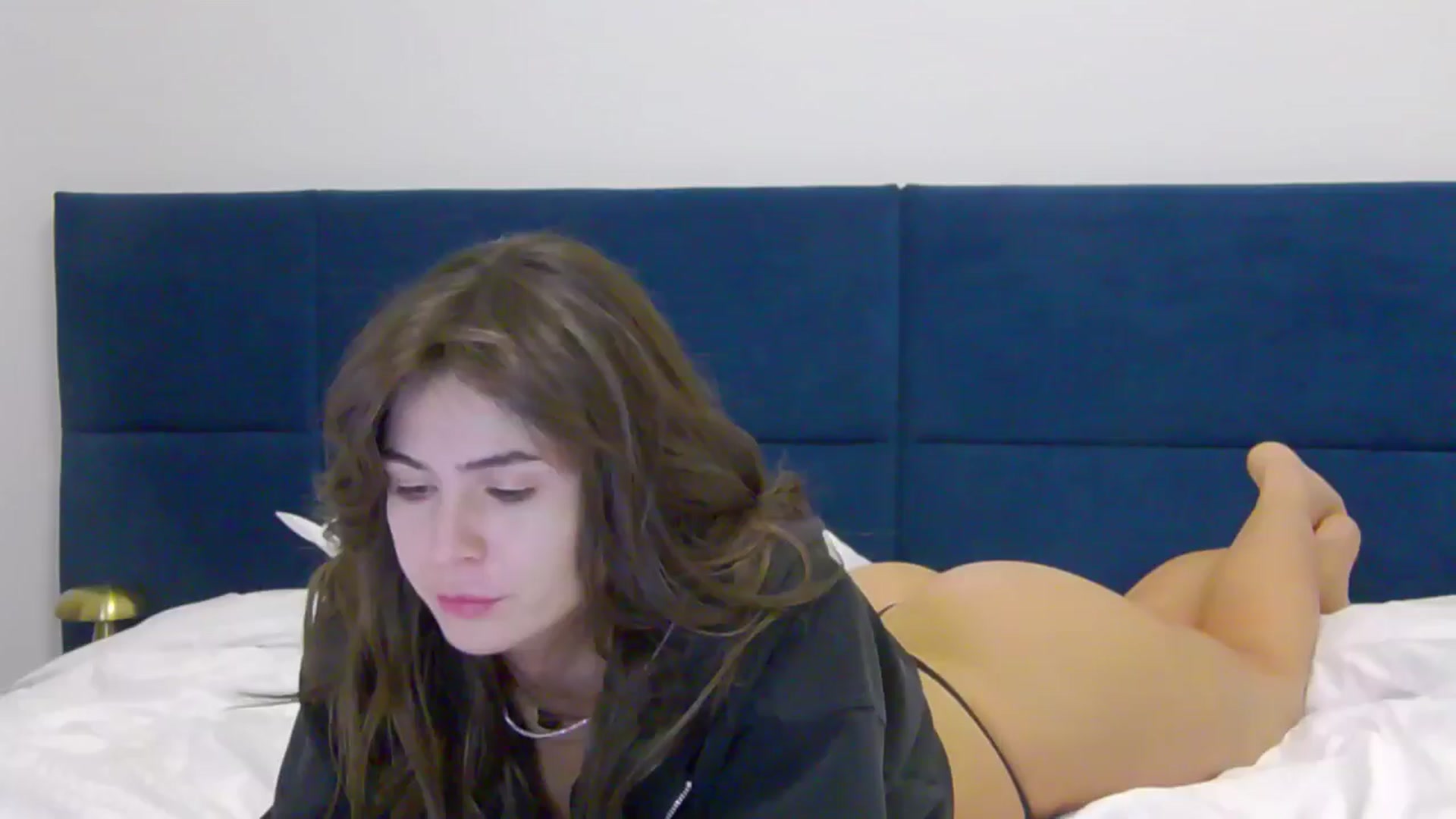Gallery image thumbnail from NaiaaBee's myfreecams stream on, 02/06/2025, 21:05 image 13 of 20