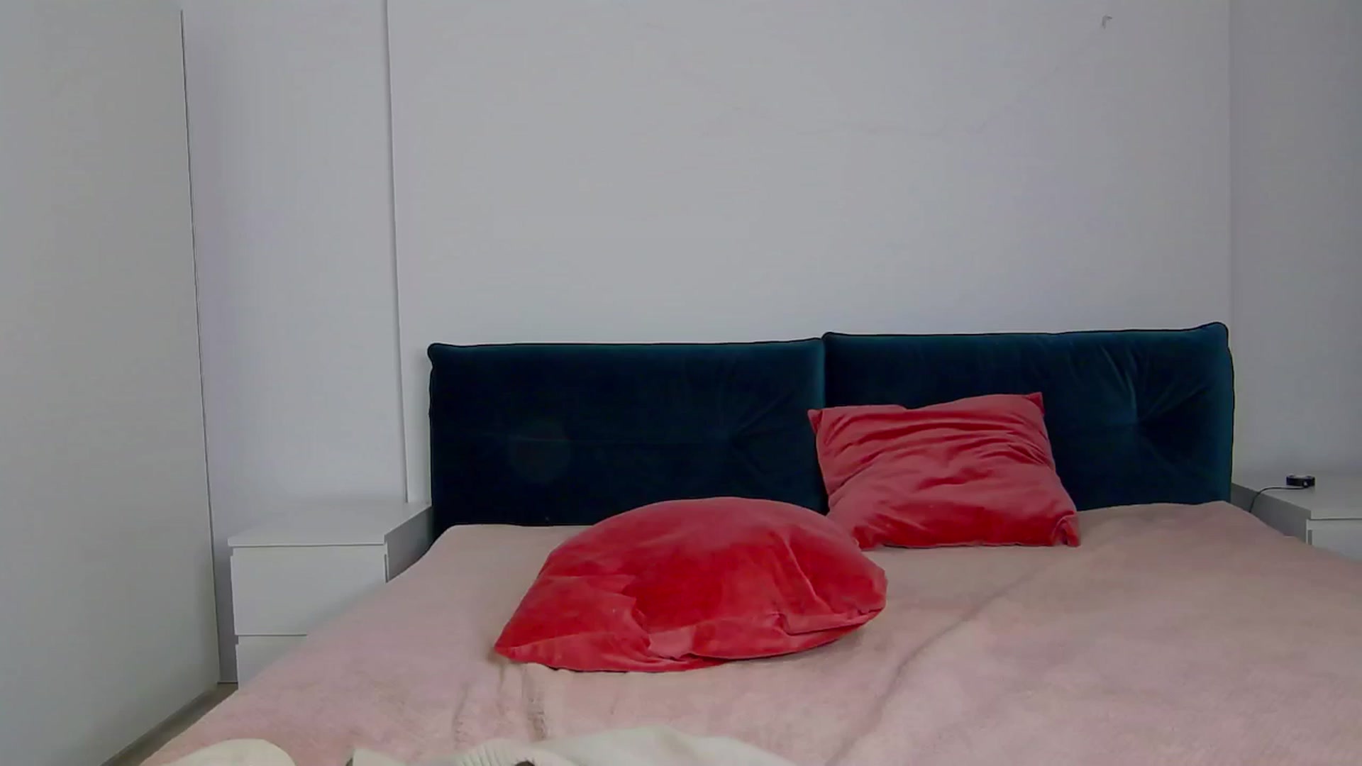 Gallery image thumbnail from NaiaaBee's myfreecams stream on, 02/10/2025, 17:43 image 19 of 20