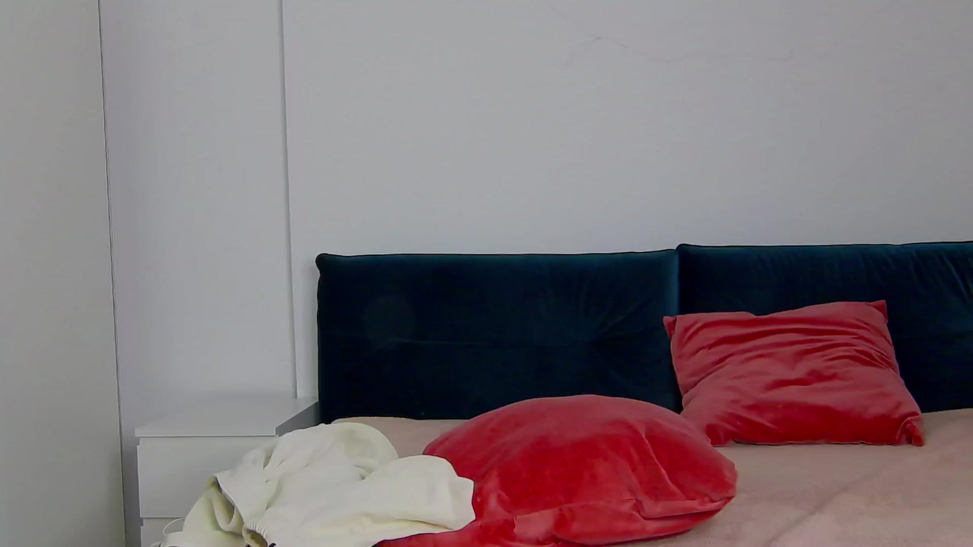 Gallery image thumbnail from NaiaaBee's myfreecams stream on, 02/11/2025, 14:46 image 20 of 20