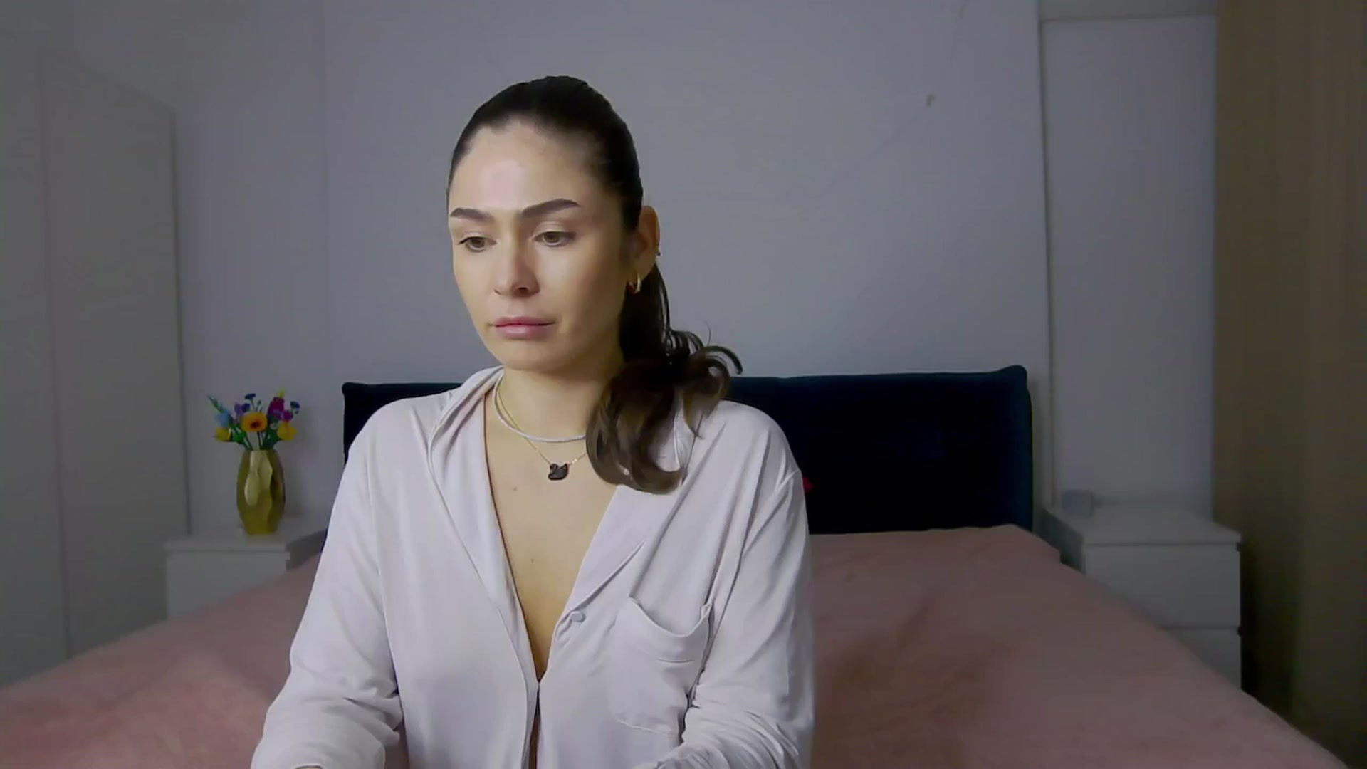 Gallery image thumbnail from NaiaaBee's myfreecams stream on, 02/14/2025, 22:29 image 8 of 20