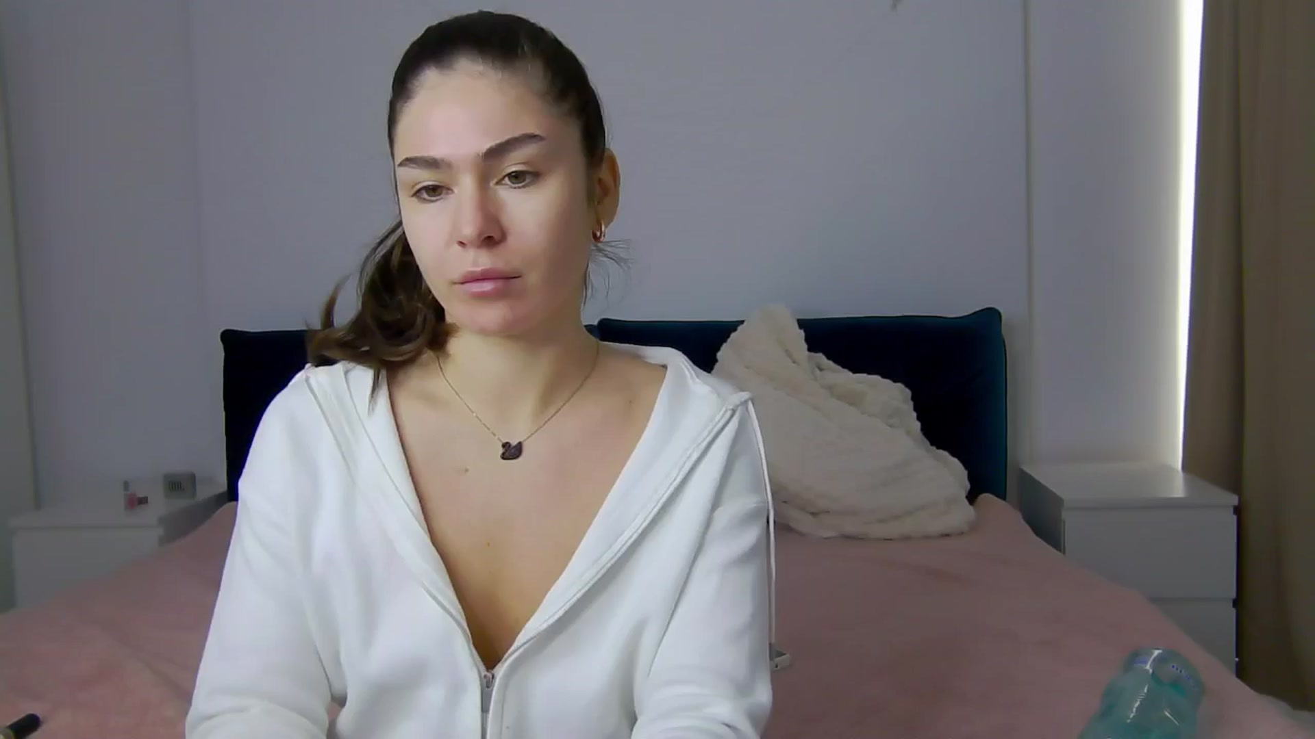 Gallery image thumbnail from NaiaaBee's myfreecams stream on, 02/25/2025, 11:28 image 11 of 20