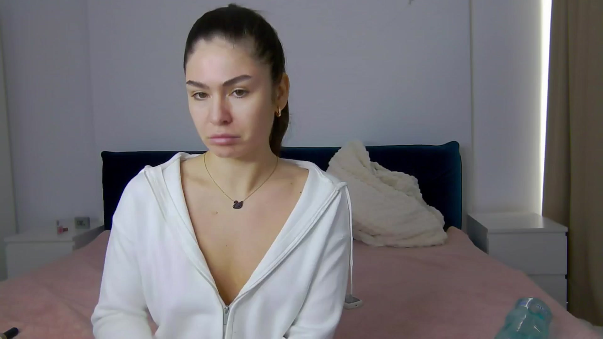 Gallery image thumbnail from NaiaaBee's myfreecams stream on, 02/25/2025, 11:28 image 12 of 20