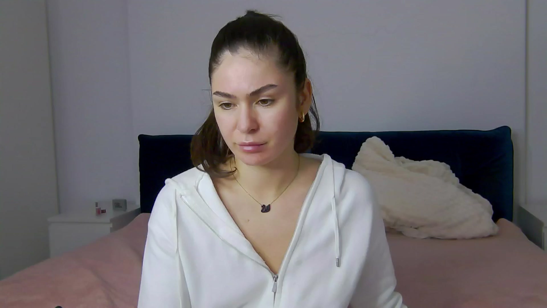Gallery image thumbnail from NaiaaBee's myfreecams stream on, 02/25/2025, 14:31 image 6 of 20
