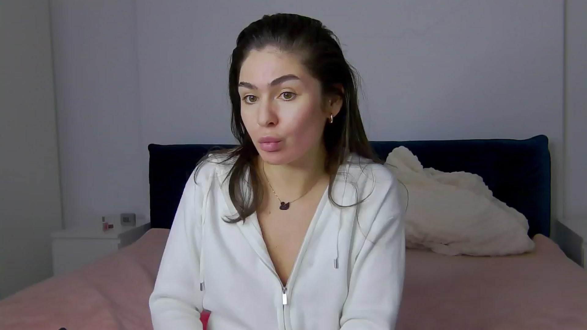 Gallery image thumbnail from NaiaaBee's myfreecams stream on, 02/25/2025, 14:31 image 11 of 20