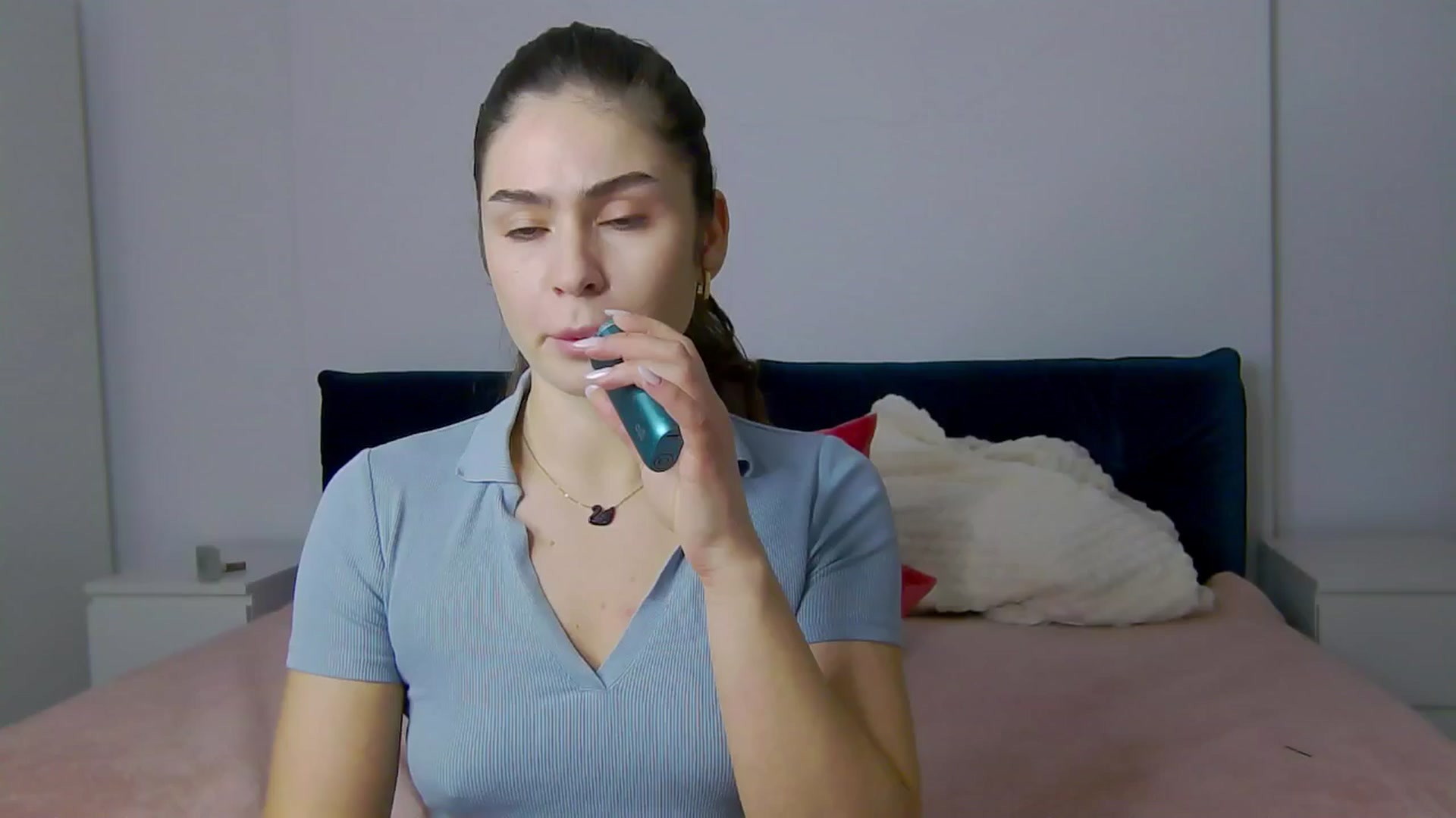 Gallery image thumbnail from NaiaaBee's myfreecams stream on, 02/28/2025, 17:16 image 13 of 20