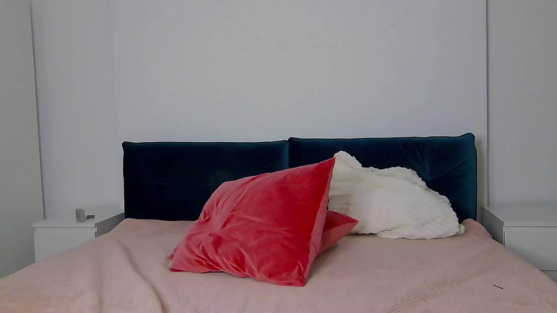Gallery image thumbnail from NaiaaBee's myfreecams stream on, 02/28/2025, 17:16 image 11 of 20