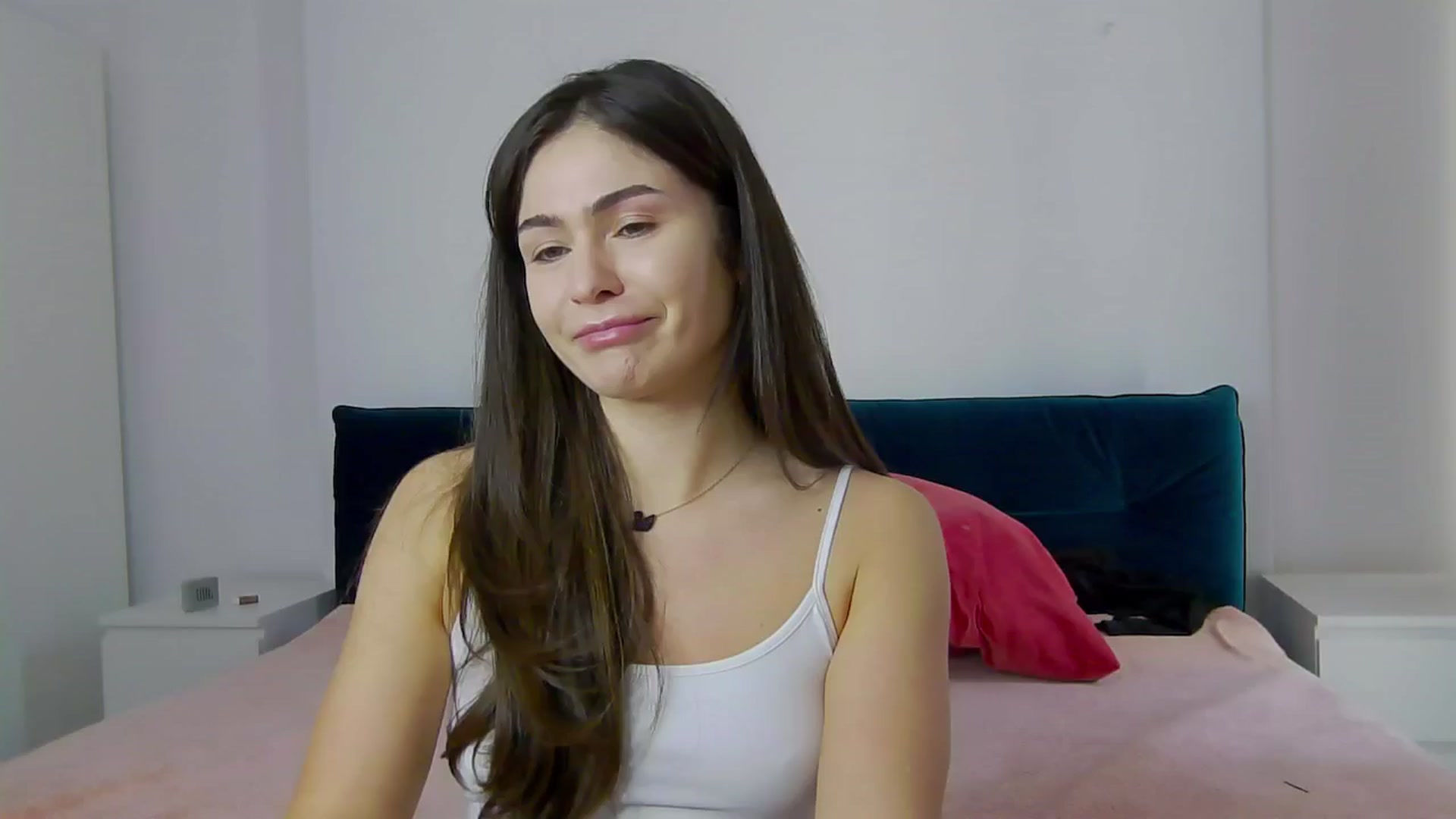 Gallery image thumbnail from NaiaaBee's myfreecams stream on, 03/04/2025, 13:39 image 2 of 20