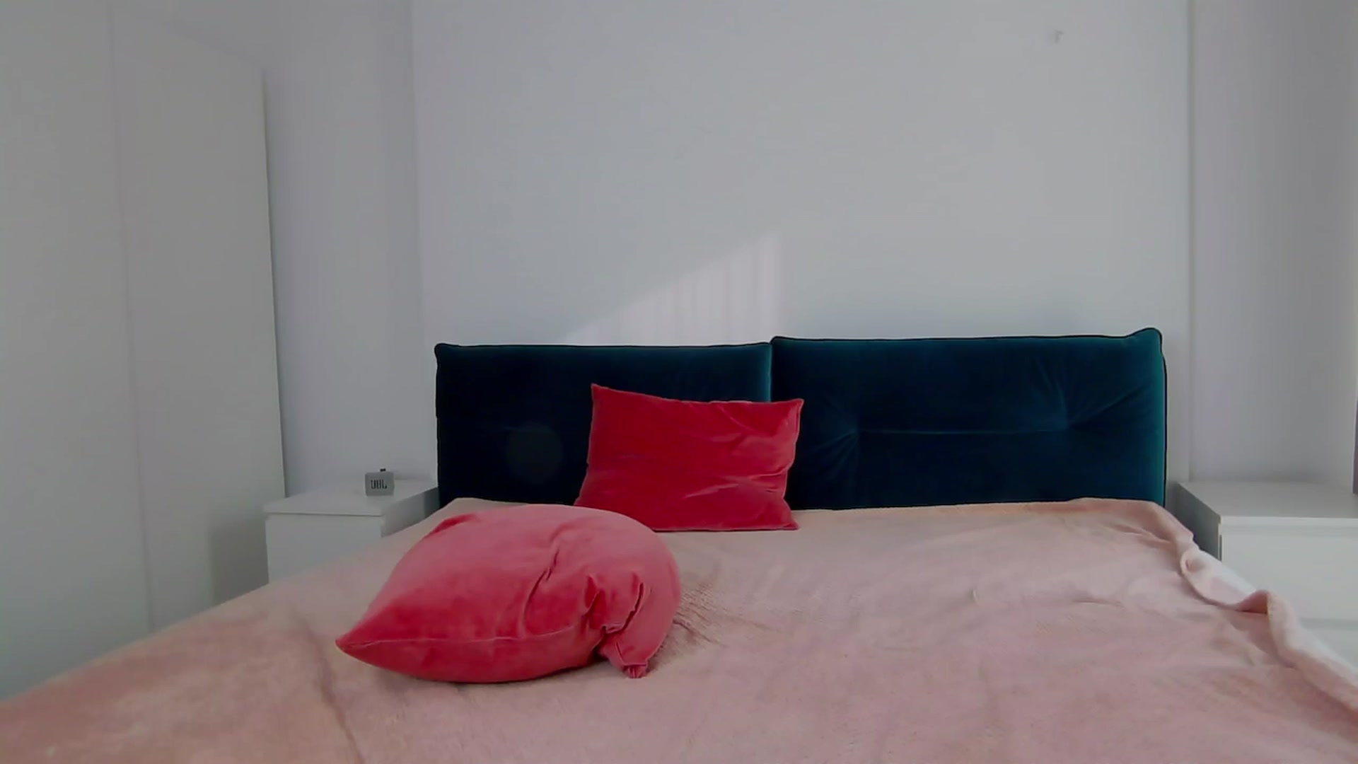 Gallery image thumbnail from NaiaaBee's myfreecams stream on, 03/11/2025, 14:41 image 4 of 20