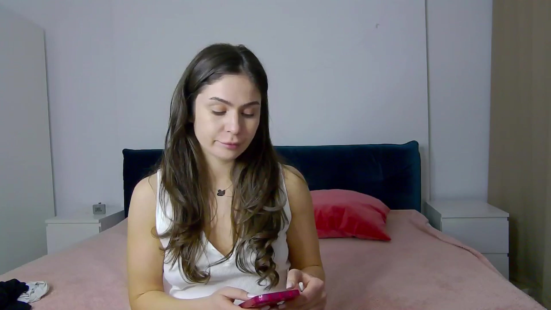 Gallery image thumbnail from NaiaaBee's myfreecams stream on, 03/13/2025, 16:28 image 13 of 20