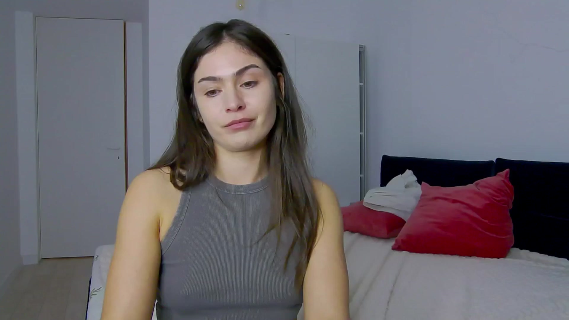 Gallery image thumbnail from NaiaaBee's myfreecams stream on, 03/17/2025, 17:29 image 18 of 20