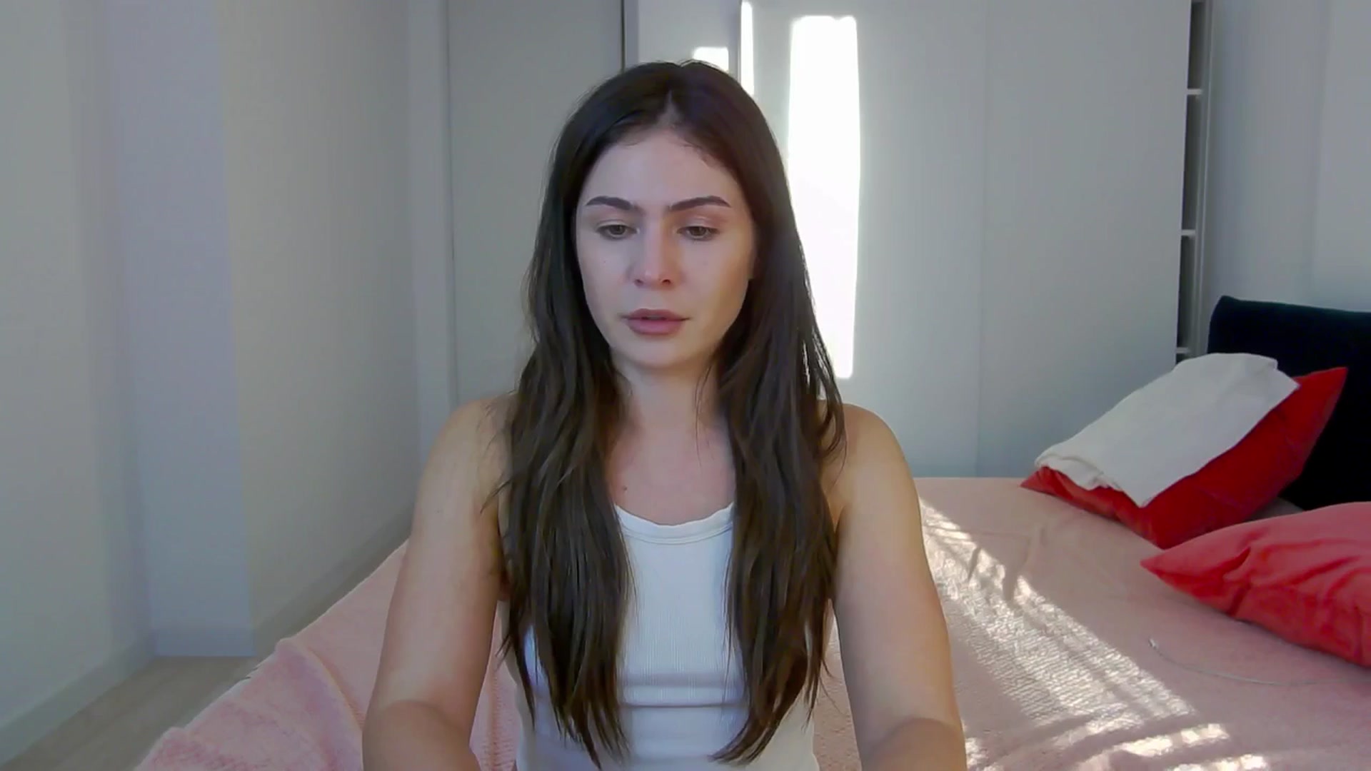 Gallery image thumbnail from NaiaaBee's myfreecams stream on, 03/20/2025, 16:31 image 8 of 20