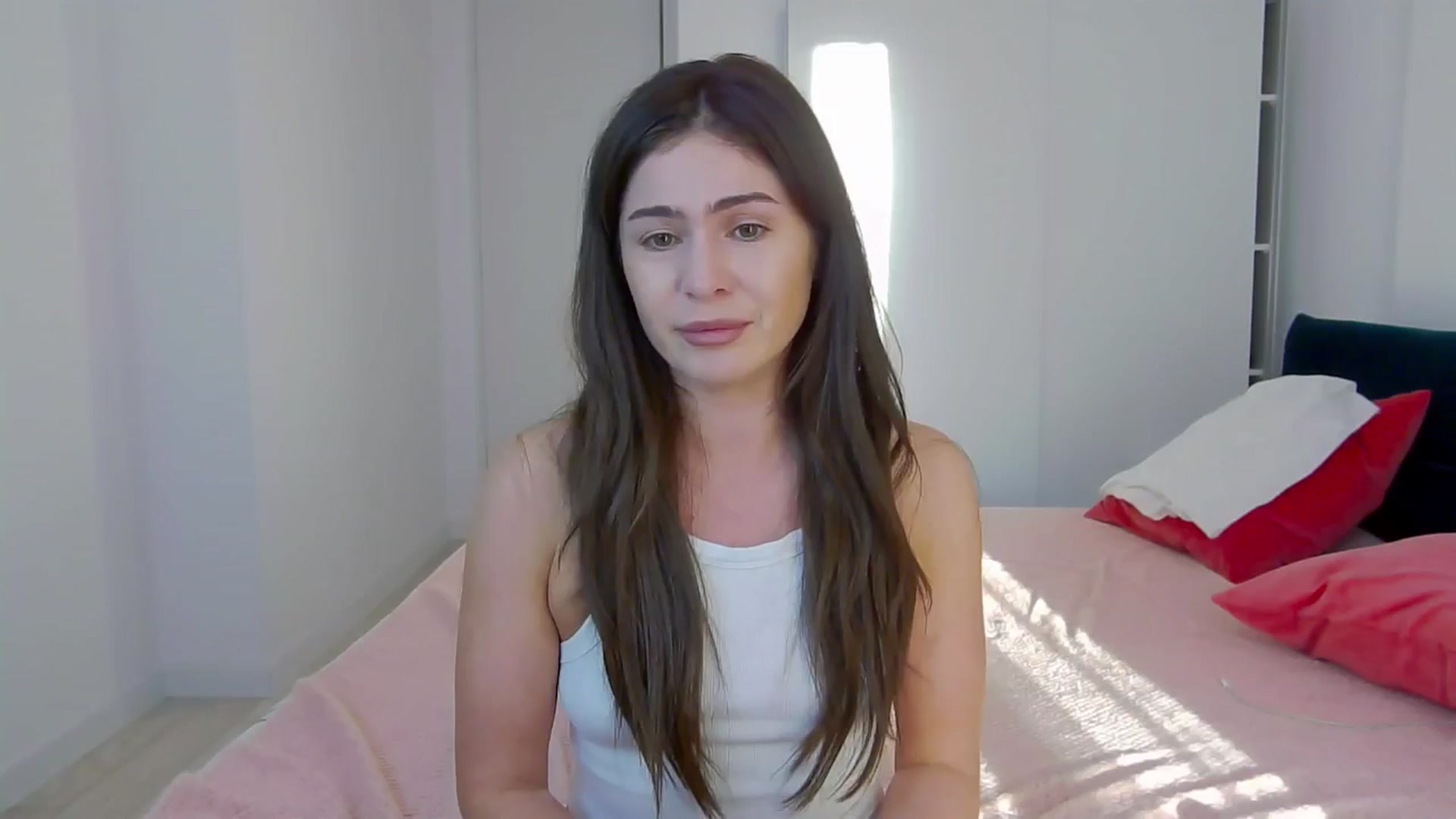 Gallery image thumbnail from NaiaaBee's myfreecams stream on, 03/20/2025, 16:31 image 6 of 20