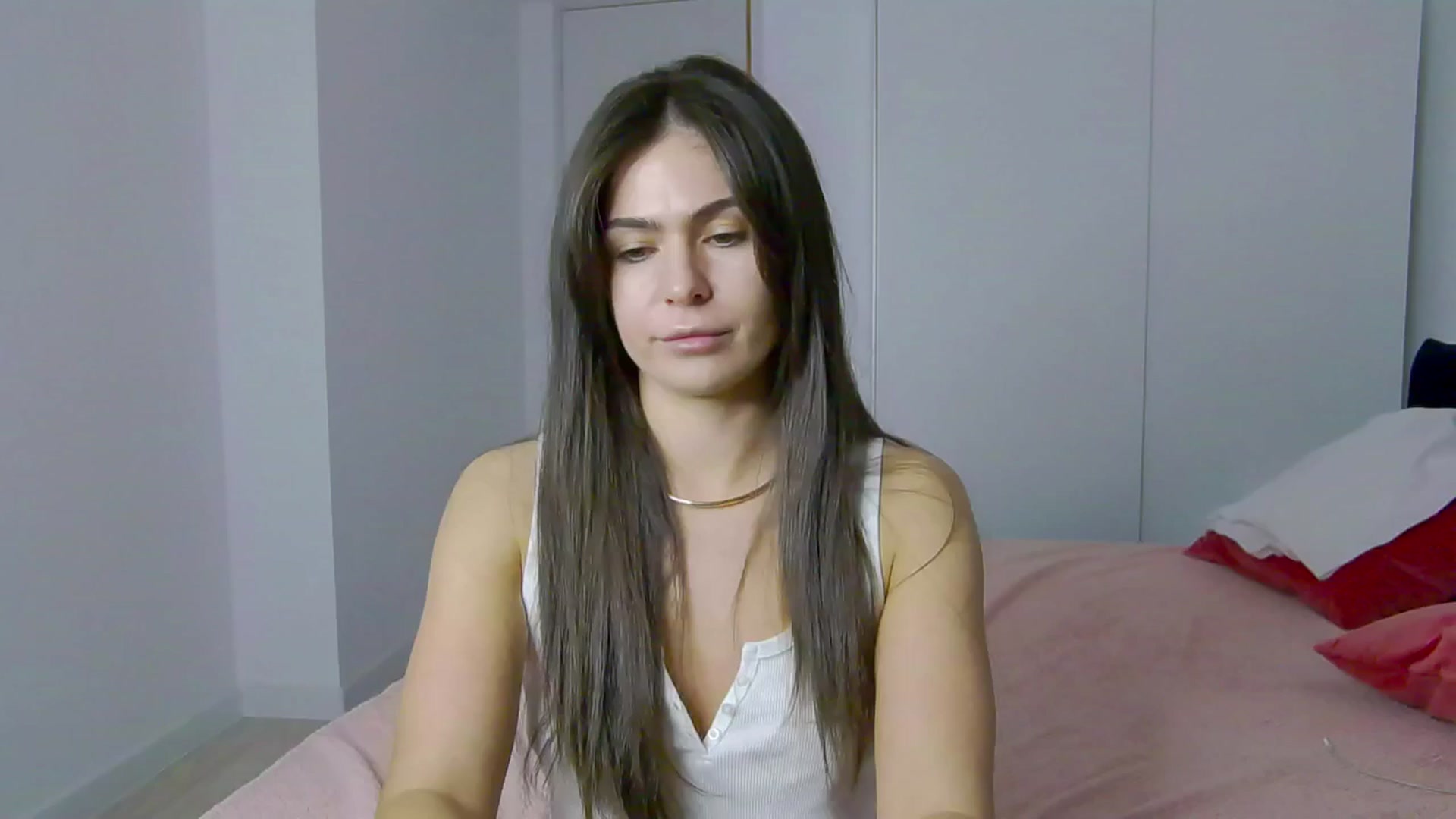 Gallery image thumbnail from NaiaaBee's myfreecams stream on, 03/22/2025, 20:03 image 2 of 20