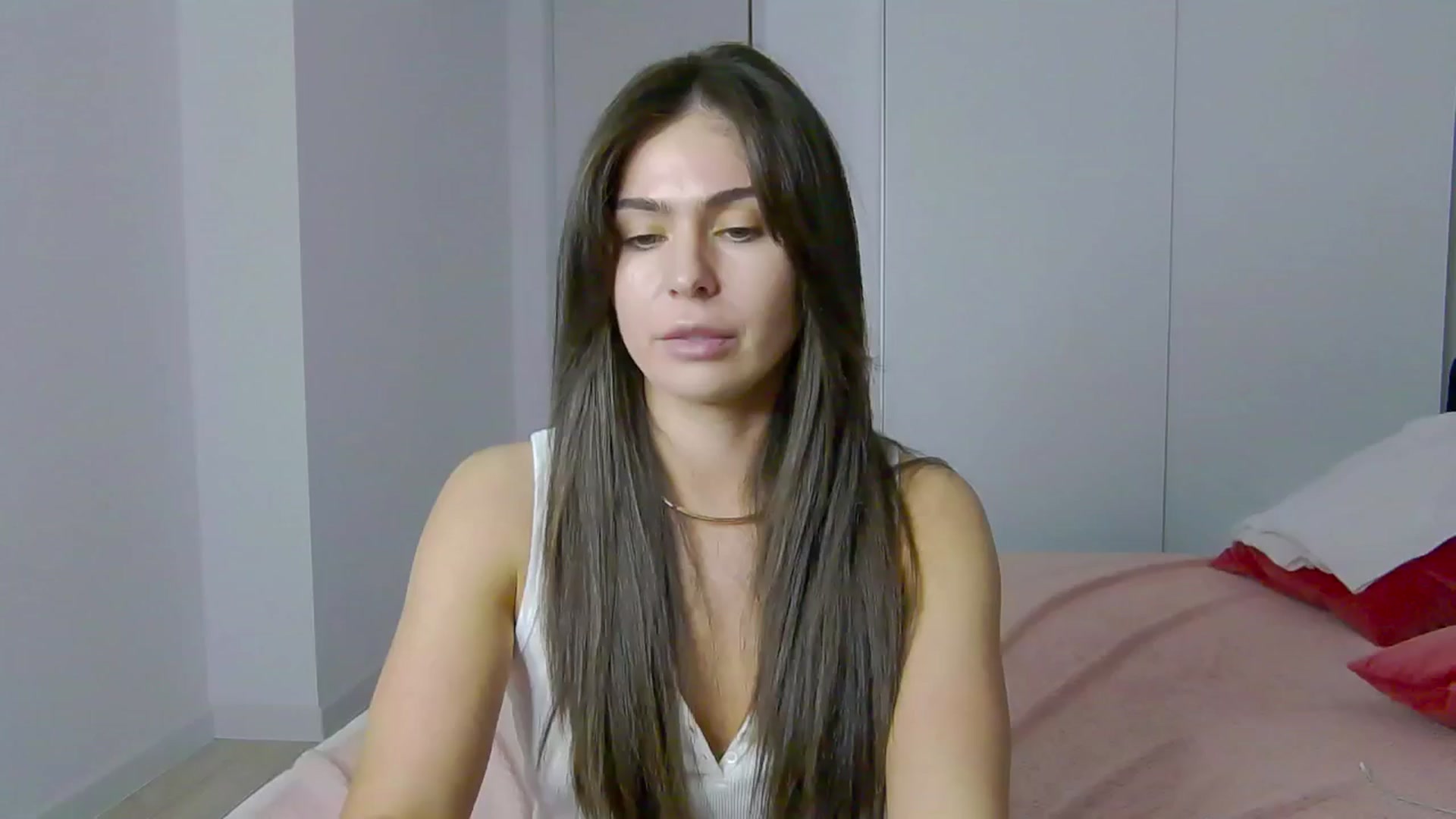 Gallery image thumbnail from NaiaaBee's myfreecams stream on, 03/22/2025, 20:03 image 6 of 20
