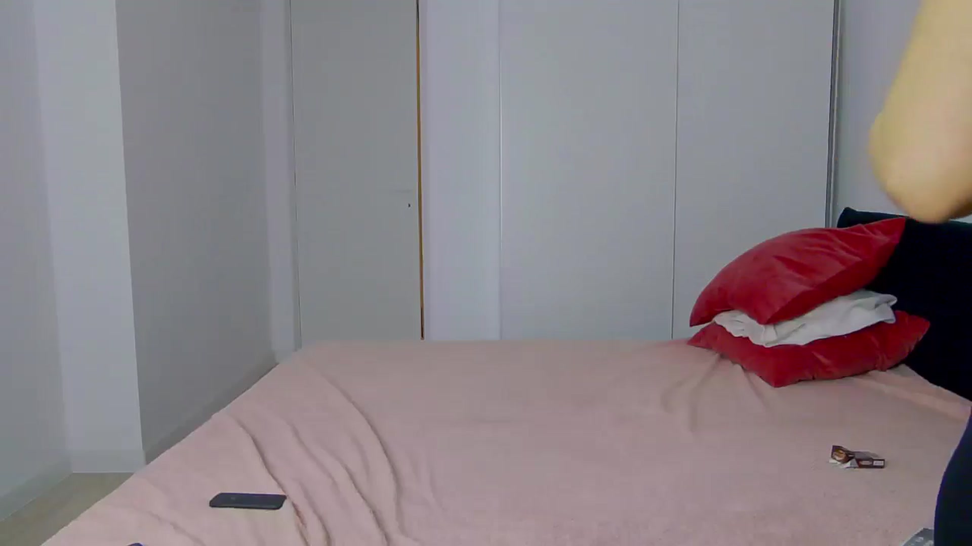 Gallery image thumbnail from NaiaaBee's myfreecams stream on, 03/24/2025, 18:05 image 13 of 20