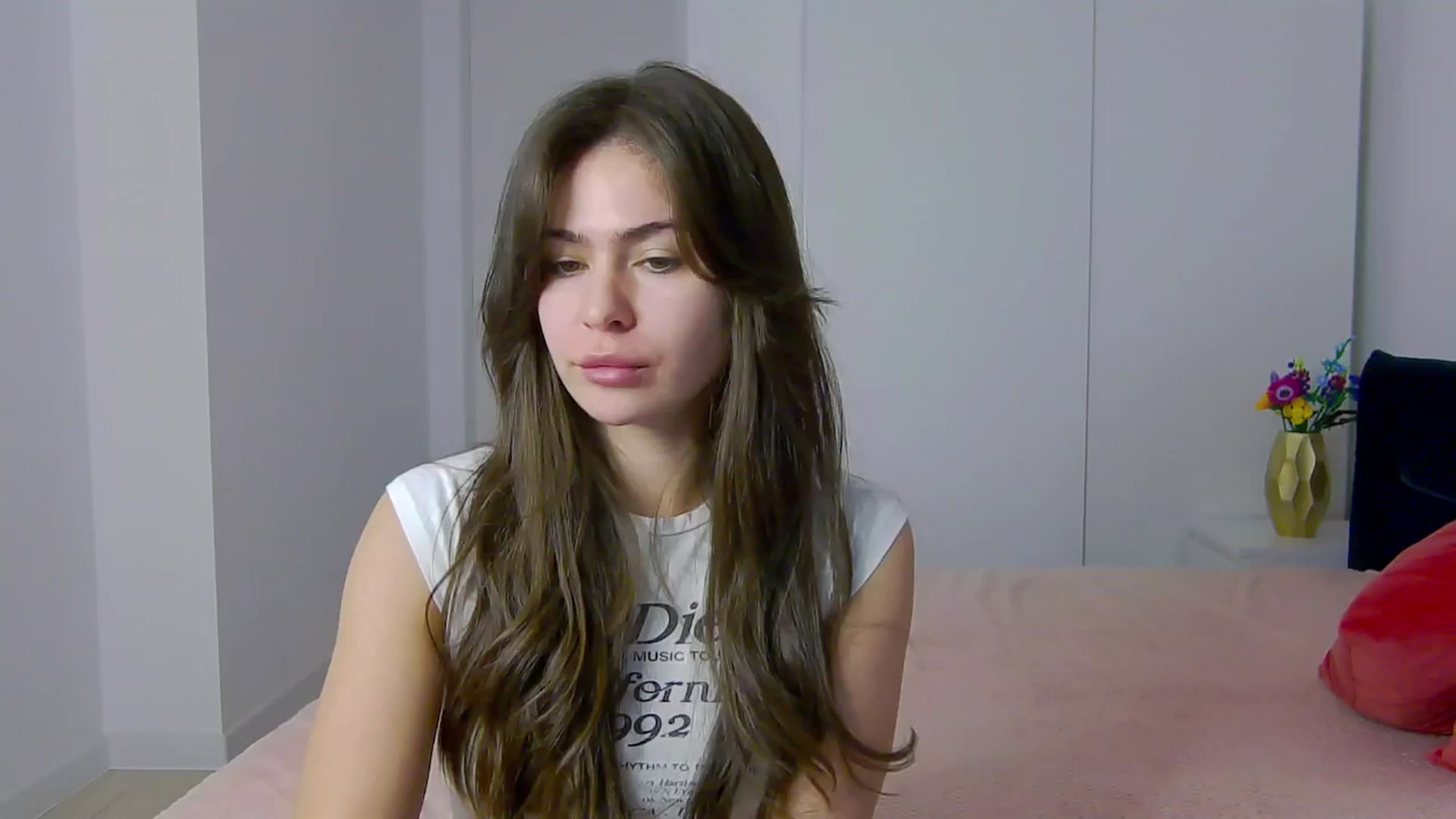 Gallery image thumbnail from NaiaaBee's myfreecams stream on, 03/30/2025, 07:01 image 4 of 20