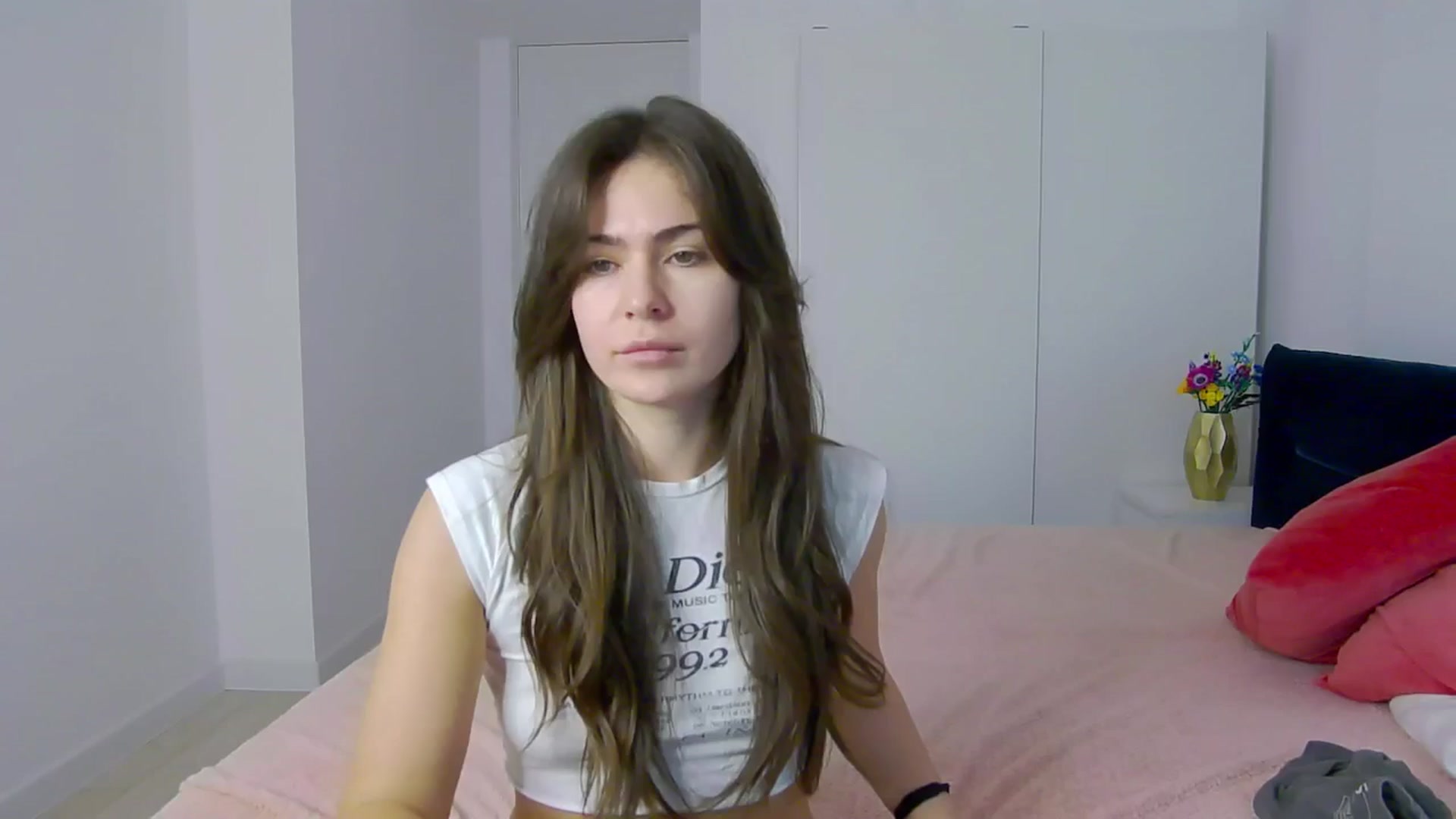 Gallery image thumbnail from NaiaaBee's myfreecams stream on, 03/30/2025, 07:01 image 18 of 20
