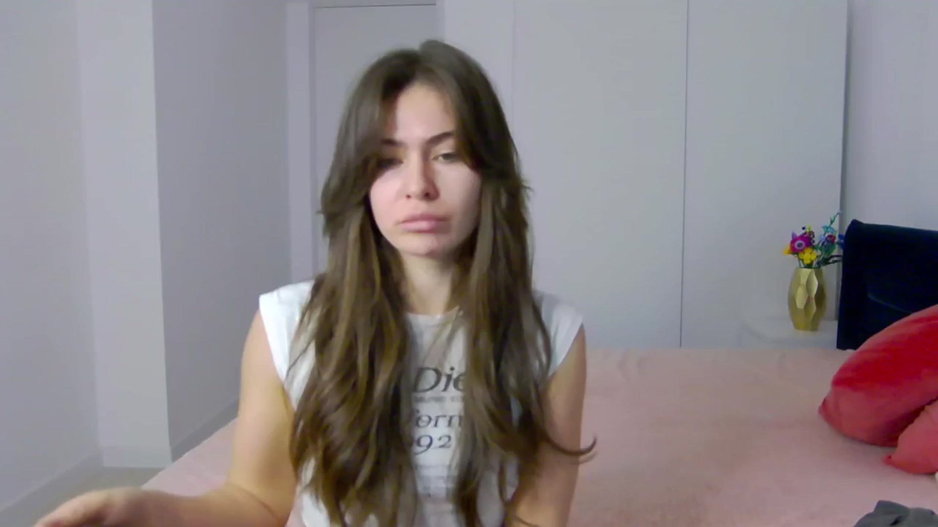 Gallery image thumbnail from NaiaaBee's myfreecams stream on, 03/30/2025, 07:01 image 5 of 20