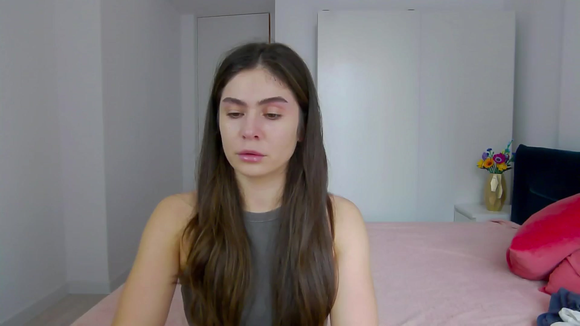 Gallery image thumbnail from NaiaaBee's myfreecams stream on, 03/31/2025, 15:37 image 3 of 20