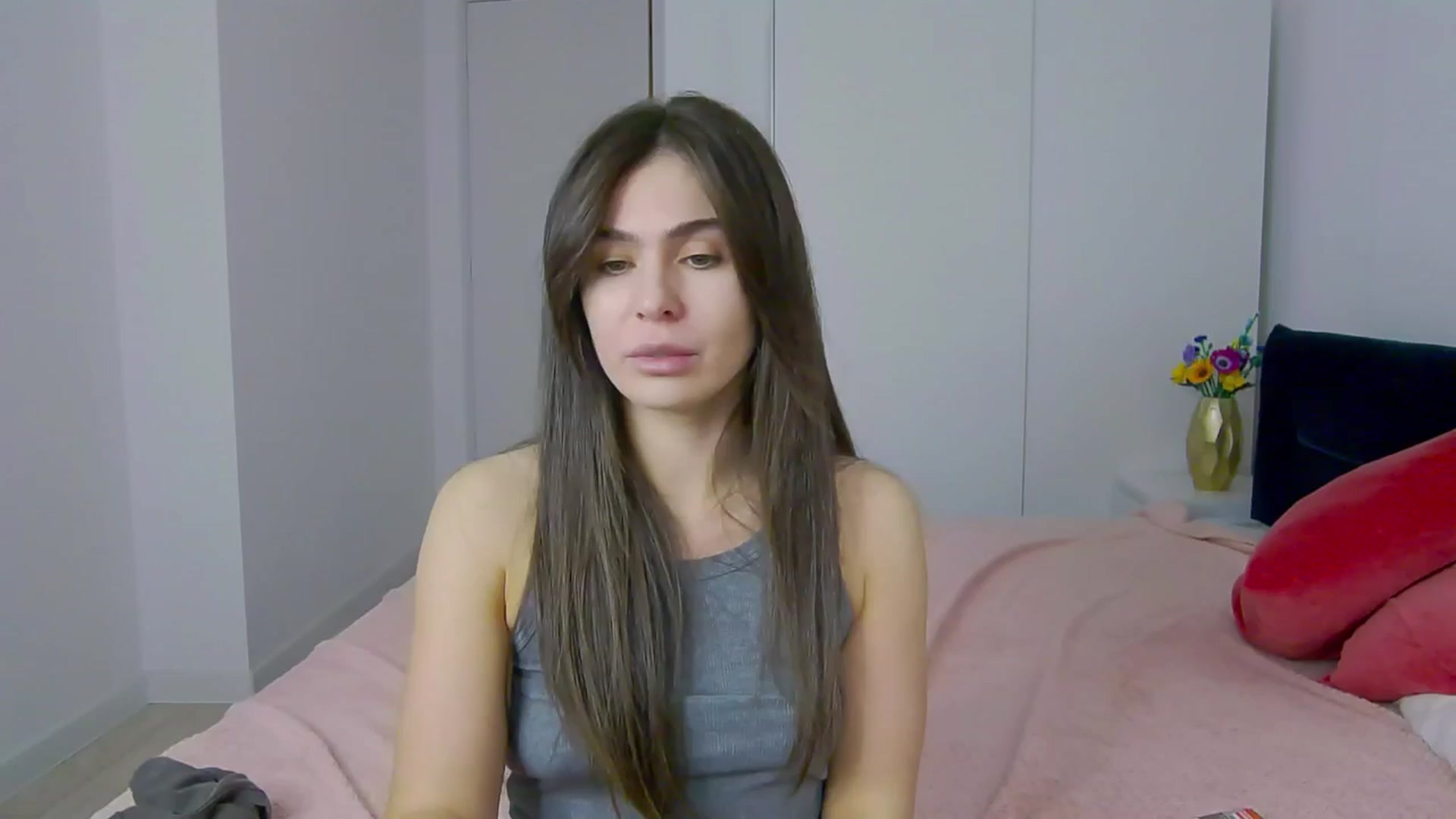 Gallery image thumbnail from NaiaaBee's myfreecams stream on, 04/01/2025, 13:33 image 4 of 20