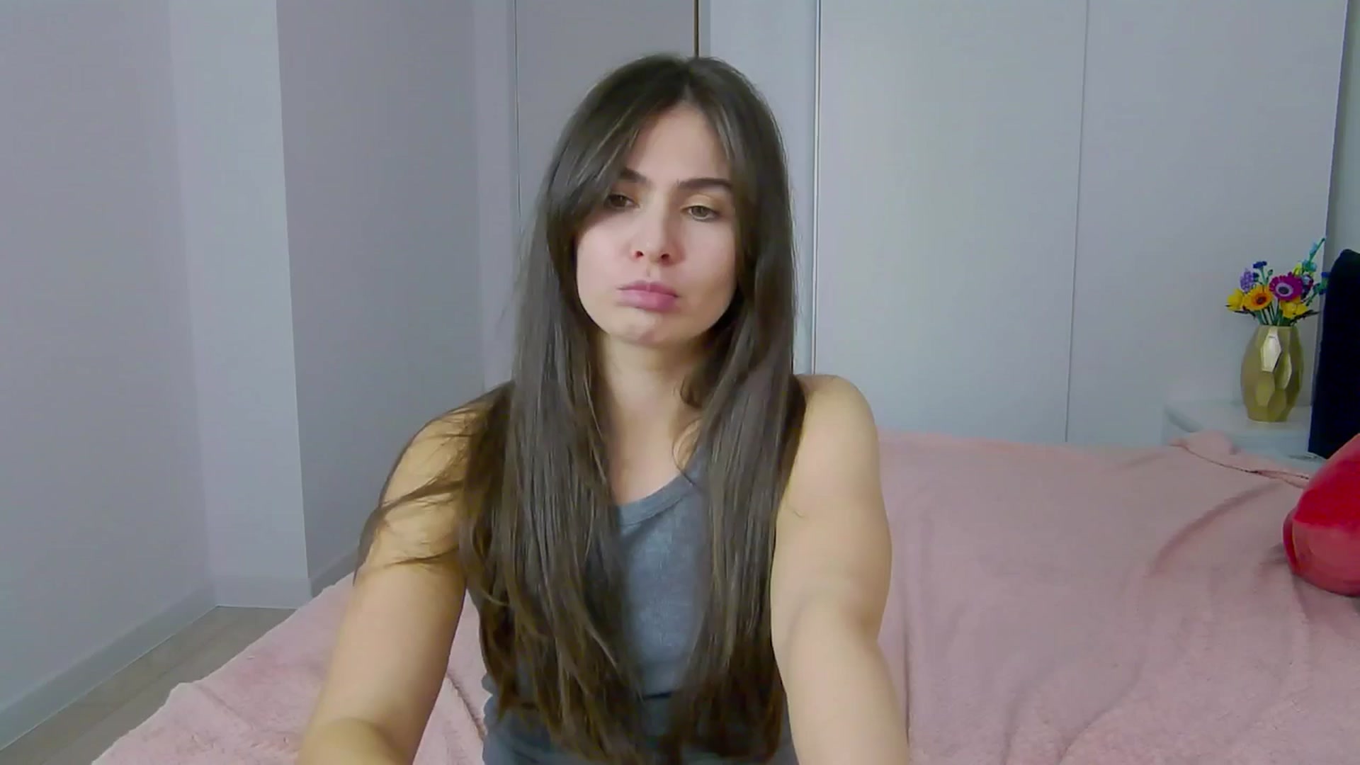 Gallery image thumbnail from NaiaaBee's myfreecams stream on, 04/01/2025, 13:33 image 13 of 20