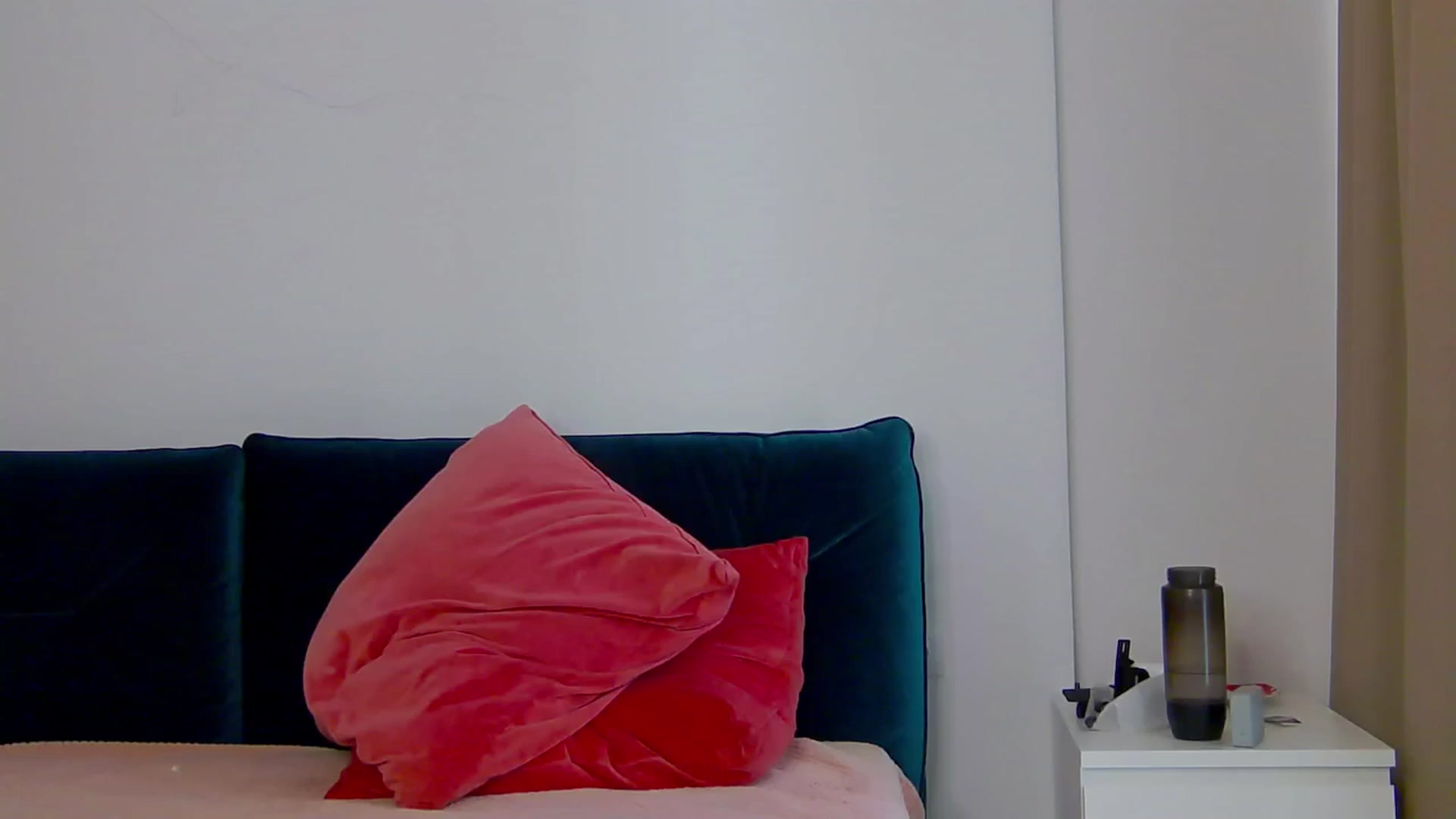 Gallery image thumbnail from NaiaaBee's myfreecams stream on, 04/11/2025, 13:36 image 3 of 20