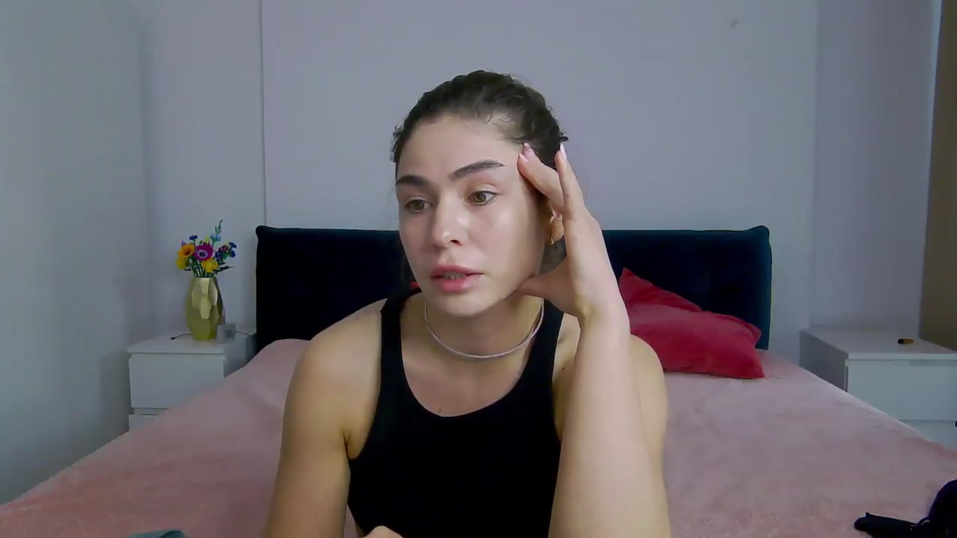 Gallery image thumbnail from NaiaaBee's myfreecams stream on, 04/28/2025, 17:11 image 16 of 20