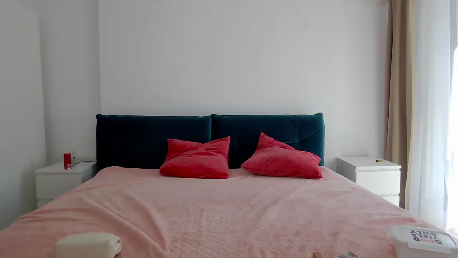 Gallery image thumbnail from NaiaaBee's myfreecams stream on, 04/29/2025, 14:42 image 6 of 20