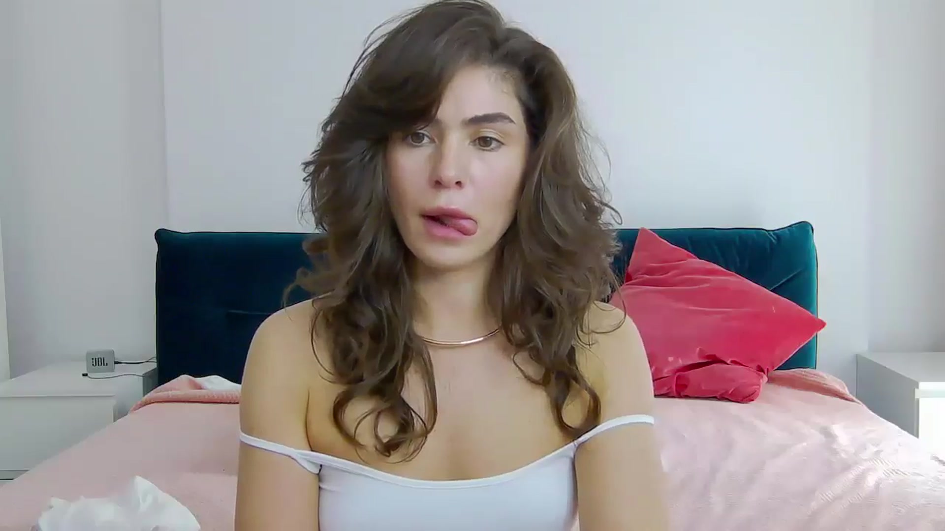 Gallery image thumbnail from NaiaaBee's myfreecams stream on, 05/06/2025, 15:31 image 5 of 20