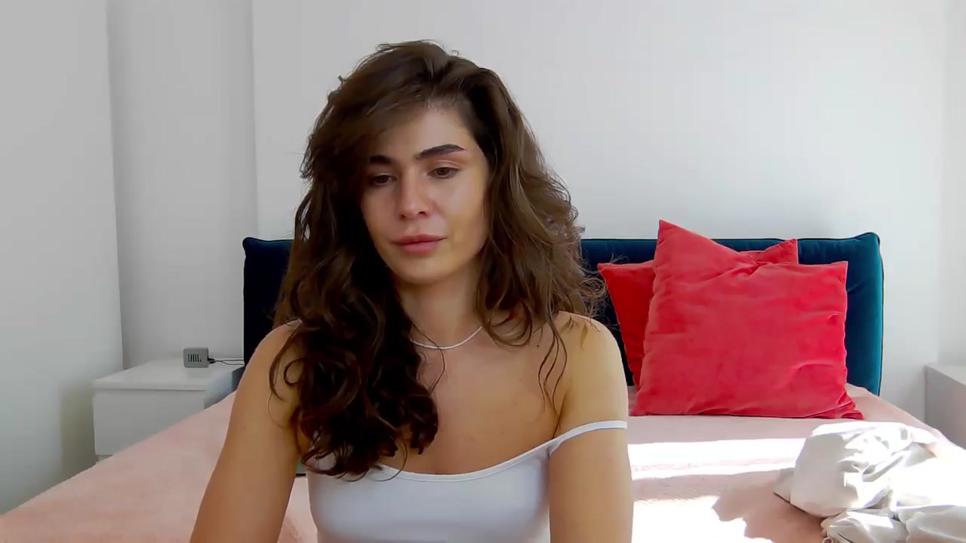 Gallery image thumbnail from NaiaaBee's myfreecams stream on, 05/15/2025, 14:37 image 10 of 20