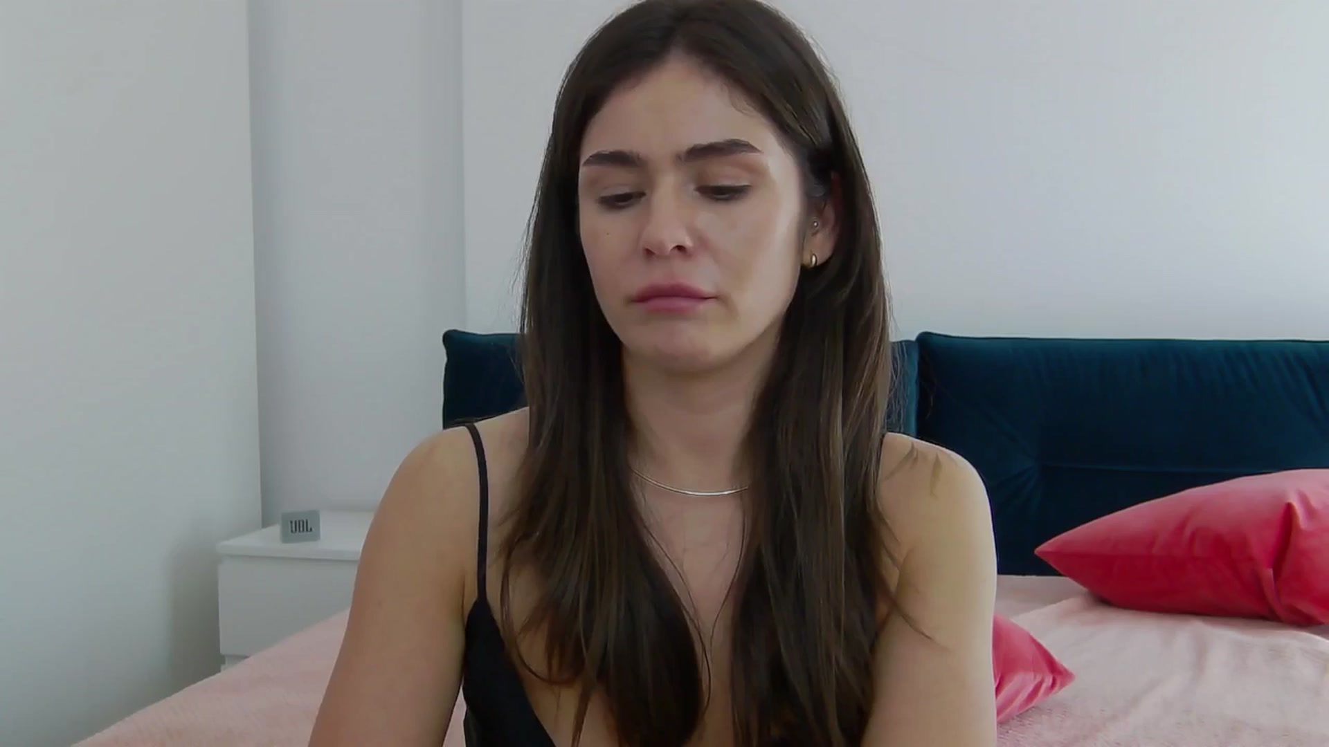 Gallery image thumbnail from NaiaaBee's myfreecams stream on, 05/20/2025, 13:52 image 11 of 20