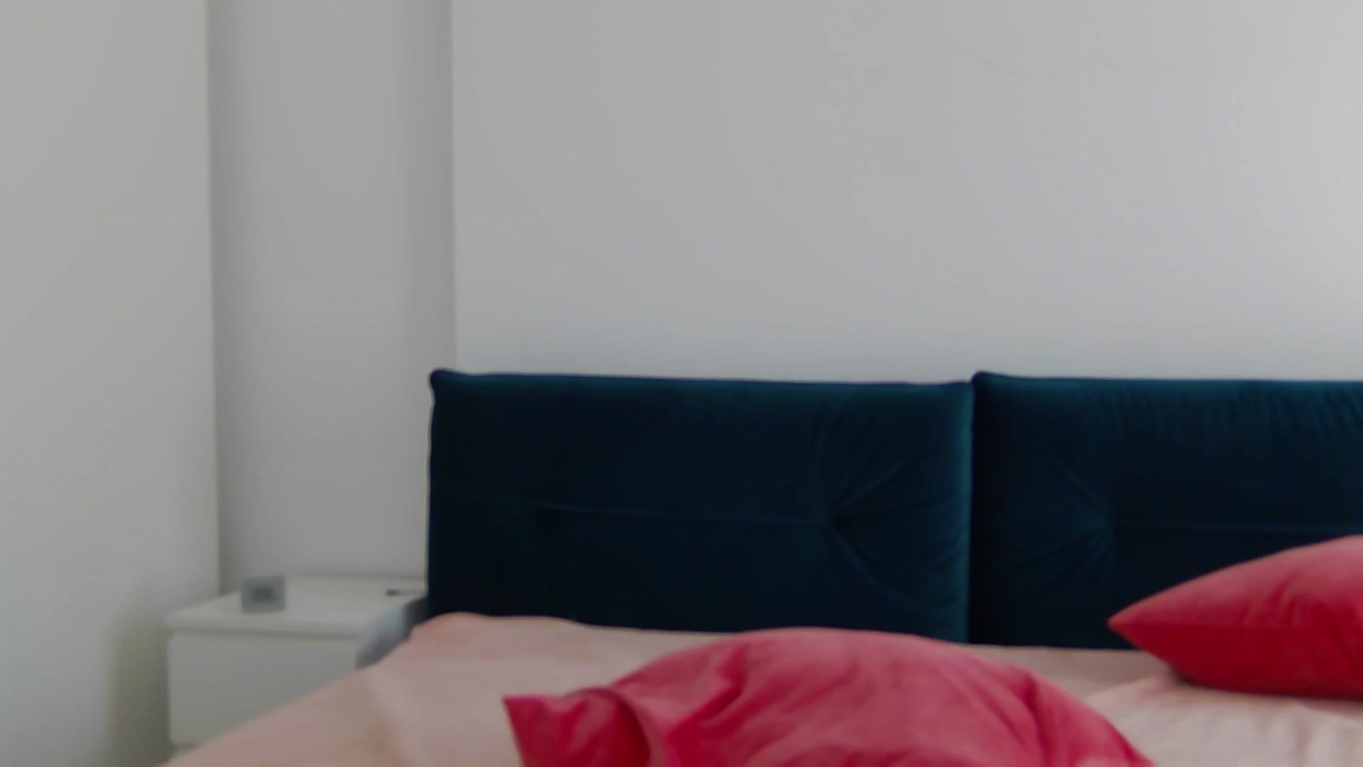Gallery image thumbnail from NaiaaBee's myfreecams stream on, 05/20/2025, 13:52 image 10 of 20