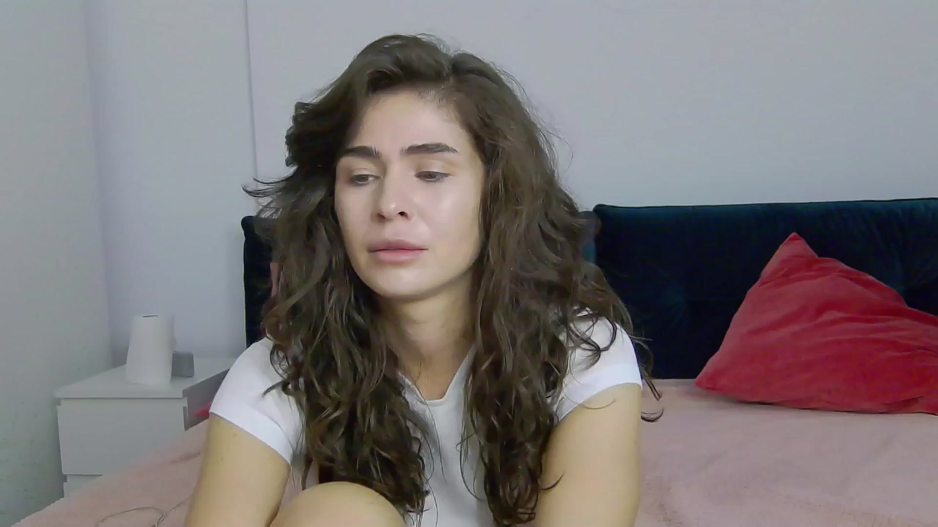 Gallery image thumbnail from NaiaaBee's myfreecams stream on, 05/26/2025, 16:22 image 15 of 20