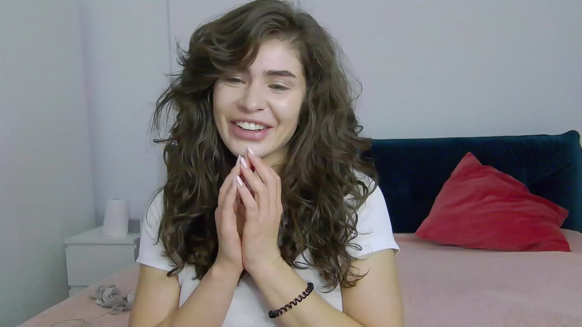 Gallery image thumbnail from NaiaaBee's myfreecams stream on, 05/26/2025, 16:22 image 7 of 20