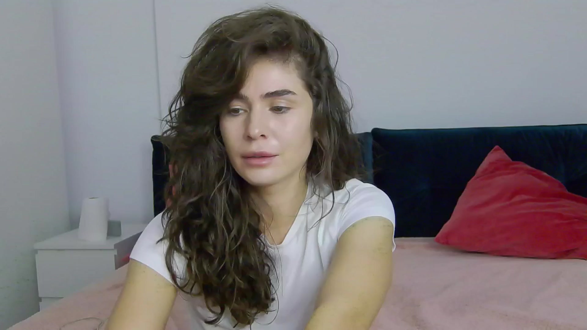 Gallery image thumbnail from NaiaaBee's myfreecams stream on, 05/26/2025, 16:22 image 17 of 20