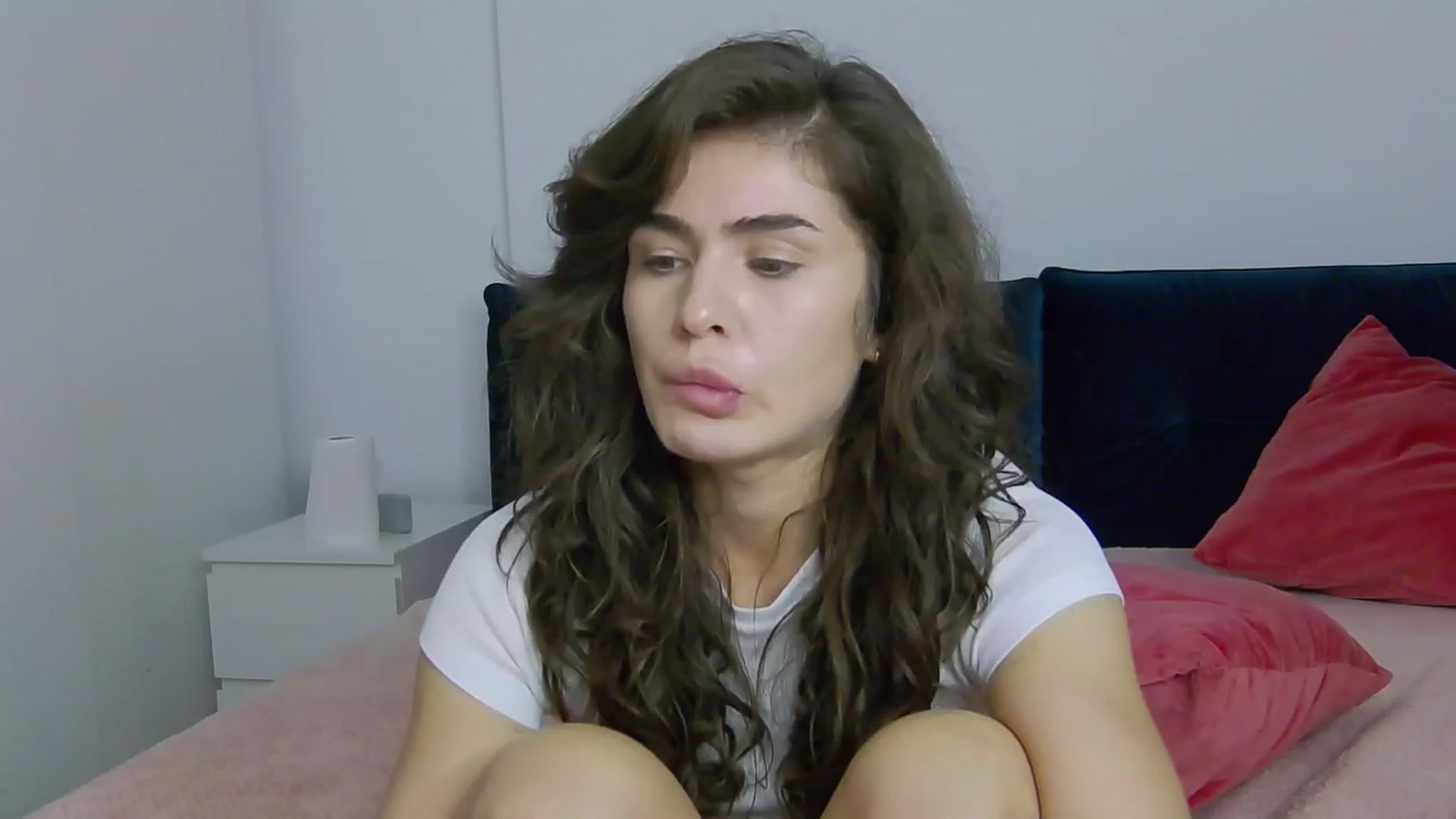 Gallery image thumbnail from NaiaaBee's myfreecams stream on, 05/26/2025, 17:40 image 4 of 20