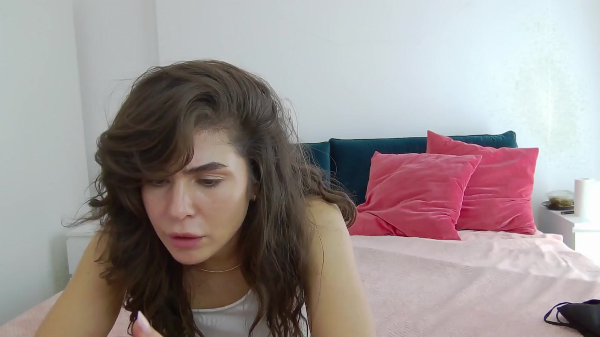 Gallery image thumbnail from NaiaaBee's myfreecams stream on, 05/29/2025, 13:09 image 4 of 20