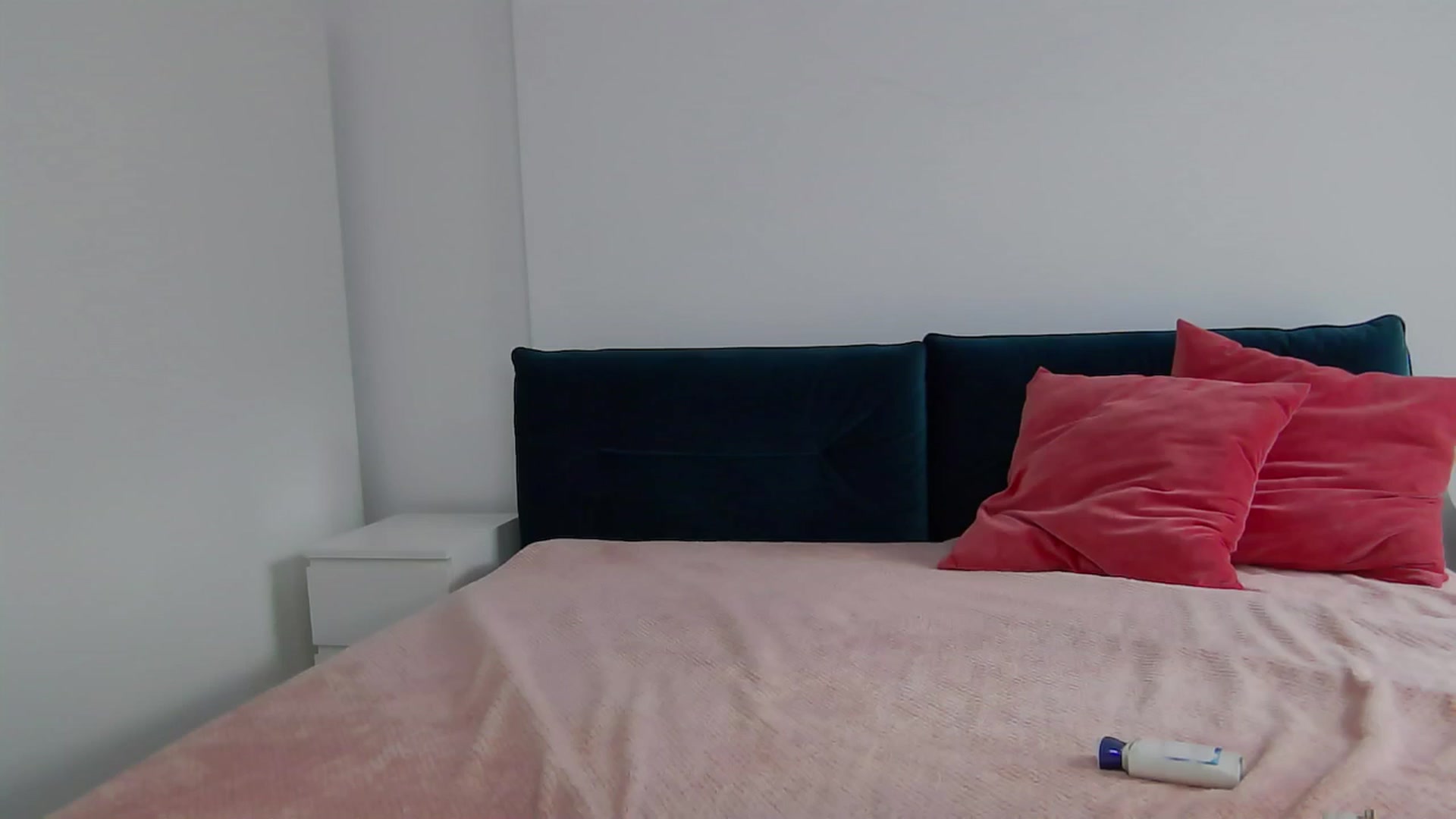 Gallery image thumbnail from NaiaaBee's myfreecams stream on, 05/29/2025, 14:57 image 9 of 20