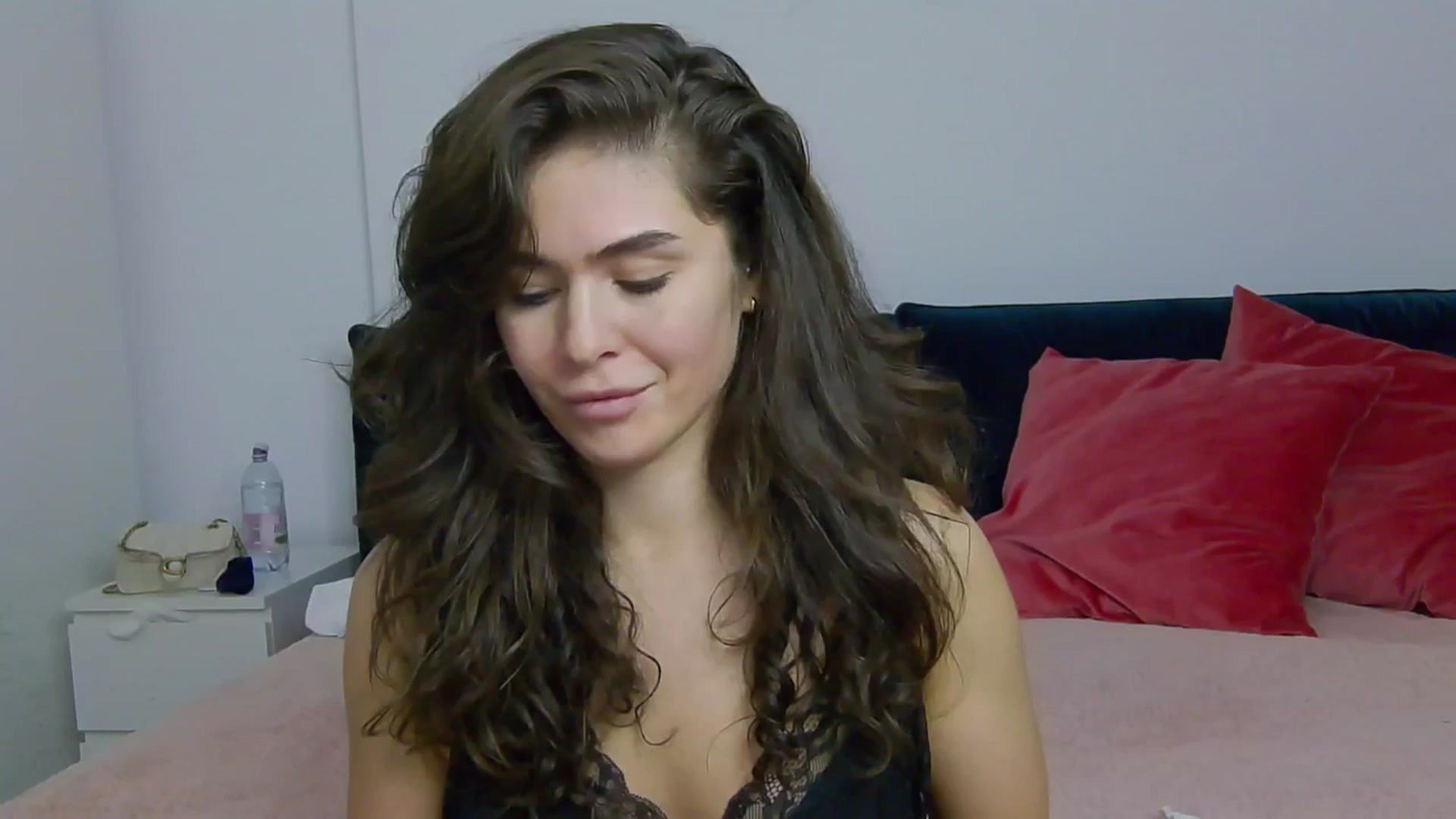 Gallery image thumbnail from NaiaaBee's myfreecams stream on, 05/31/2025, 20:09 image 1 of 20