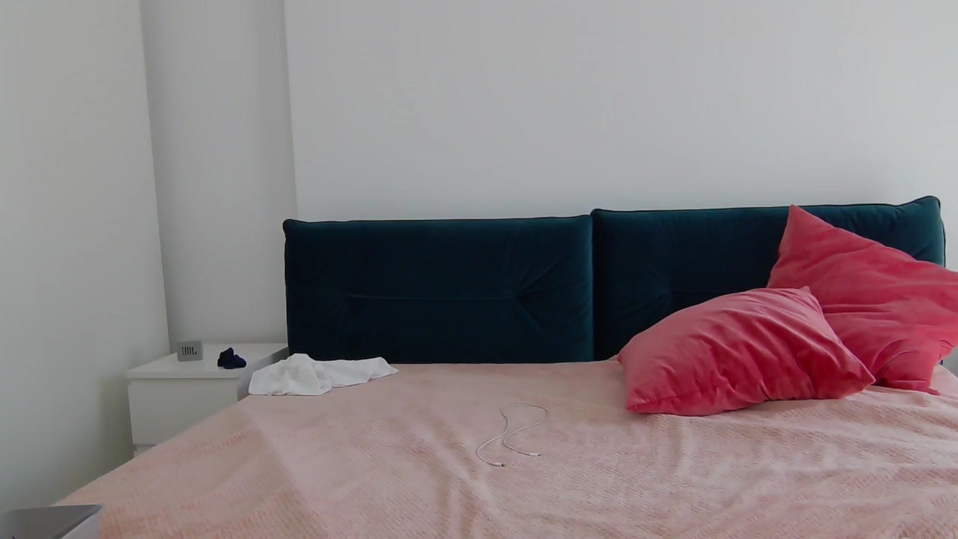 Gallery image thumbnail from NaiaaBee's myfreecams stream on, 06/03/2025, 15:28 image 9 of 20