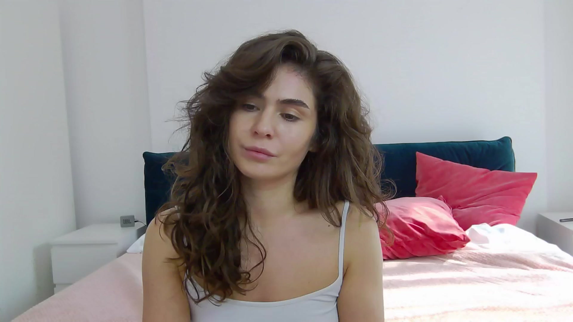 Gallery image thumbnail from NaiaaBee's myfreecams stream on, 06/04/2025, 14:08 image 17 of 20