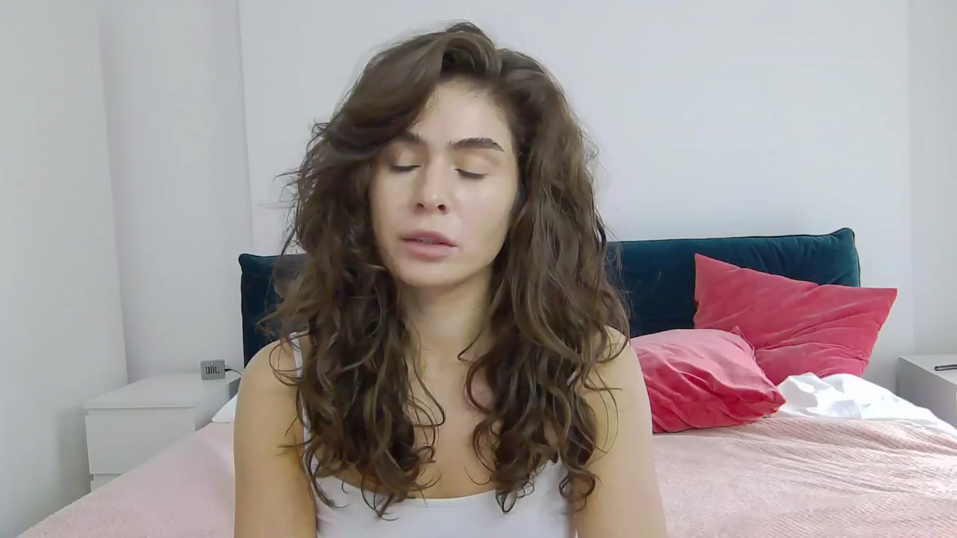 Gallery image thumbnail from NaiaaBee's myfreecams stream on, 06/04/2025, 14:08 image 3 of 20