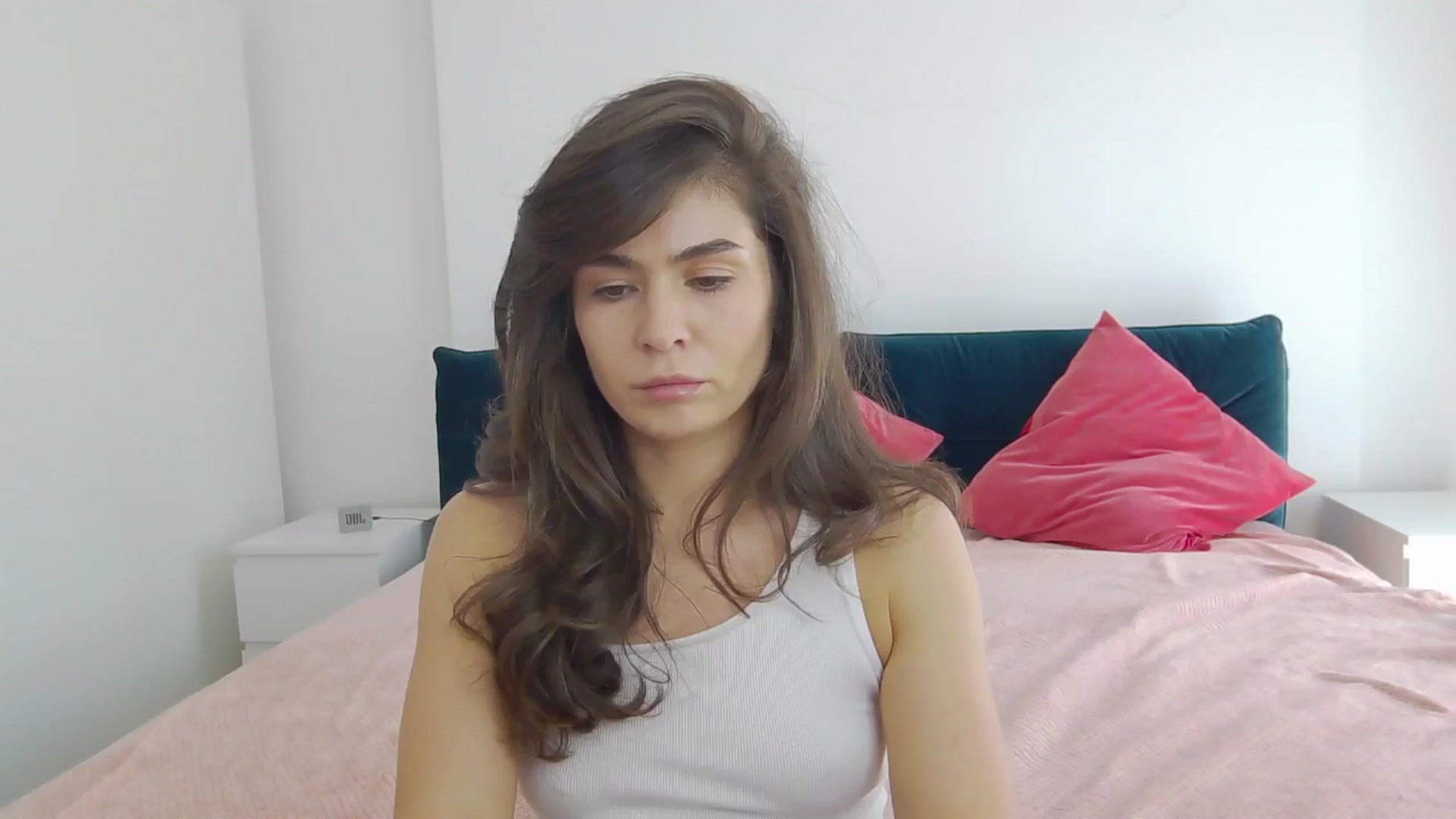 Gallery image thumbnail from NaiaaBee's myfreecams stream on, 06/17/2025, 12:52 image 12 of 20