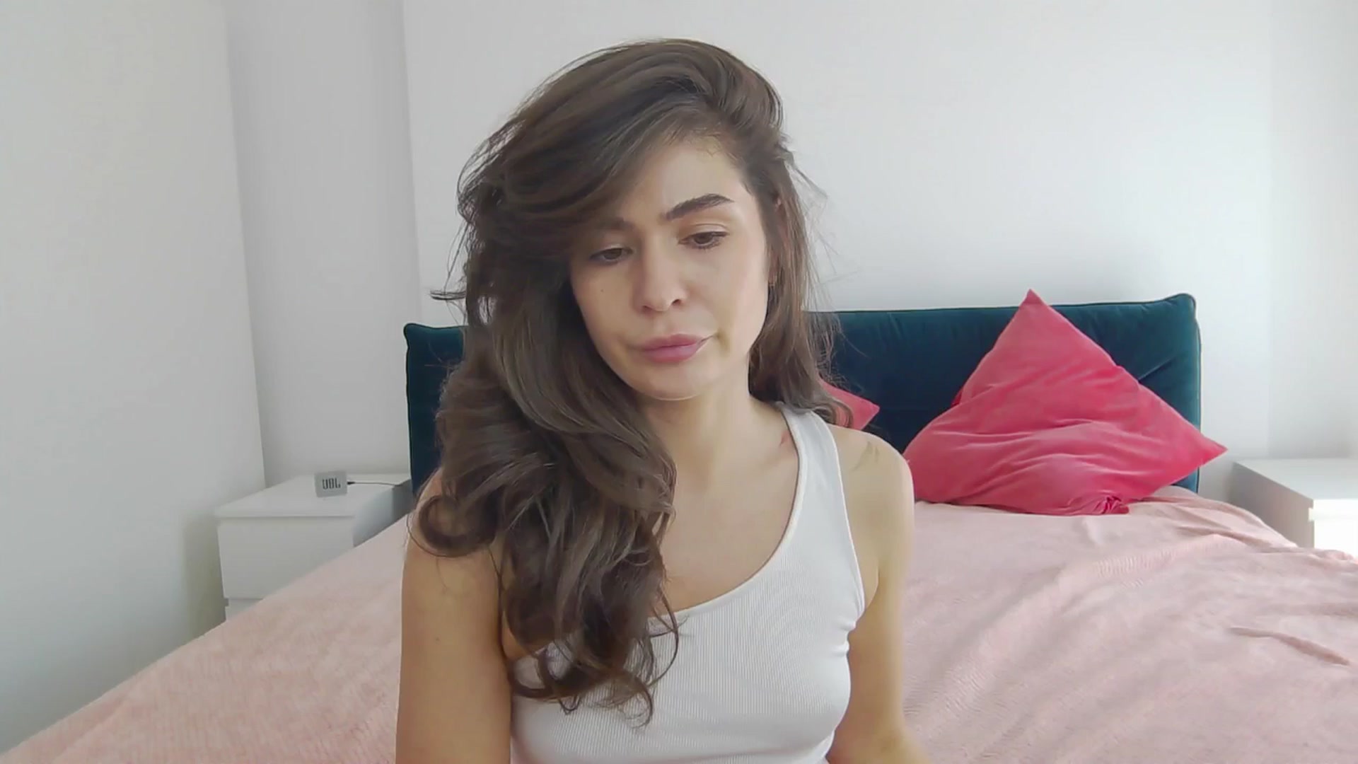 Gallery image thumbnail from NaiaaBee's myfreecams stream on, 06/17/2025, 12:52 image 18 of 20